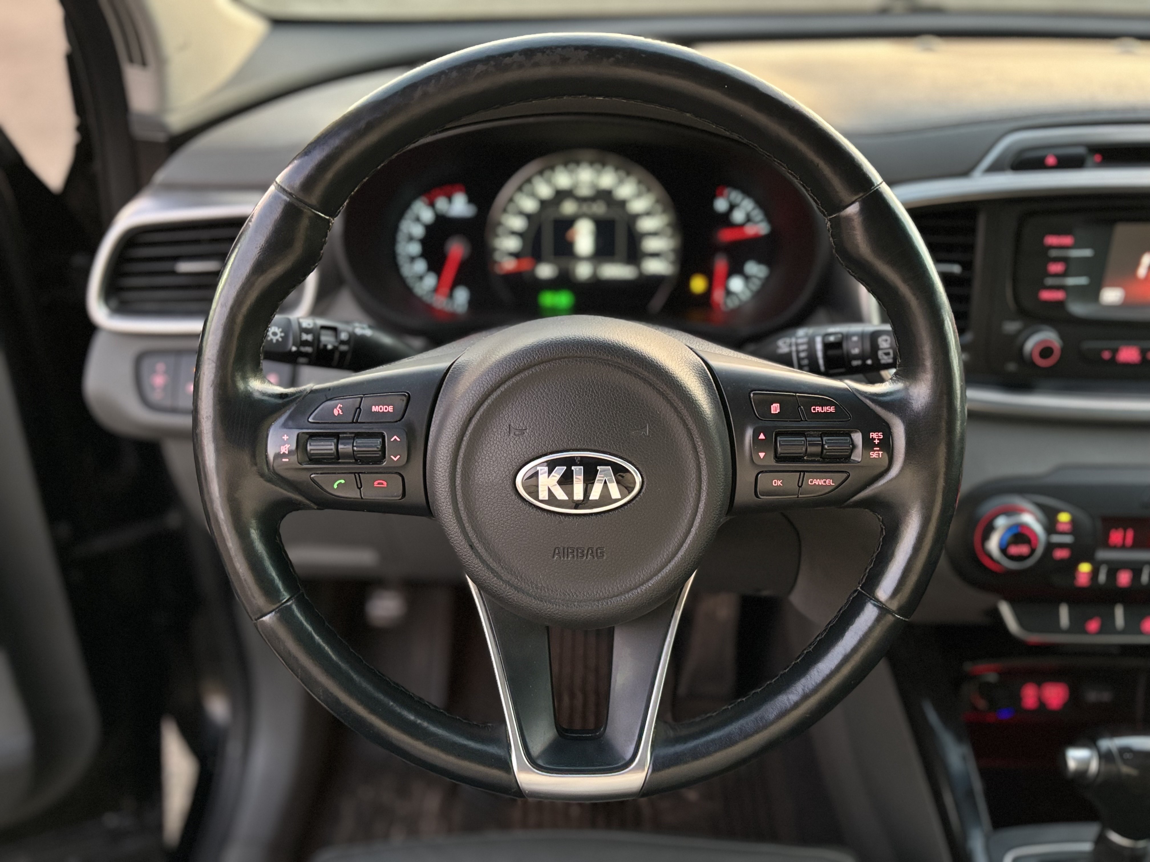/canwestautoinc/2016-Kia-Sorento-2568327459163018.jpg