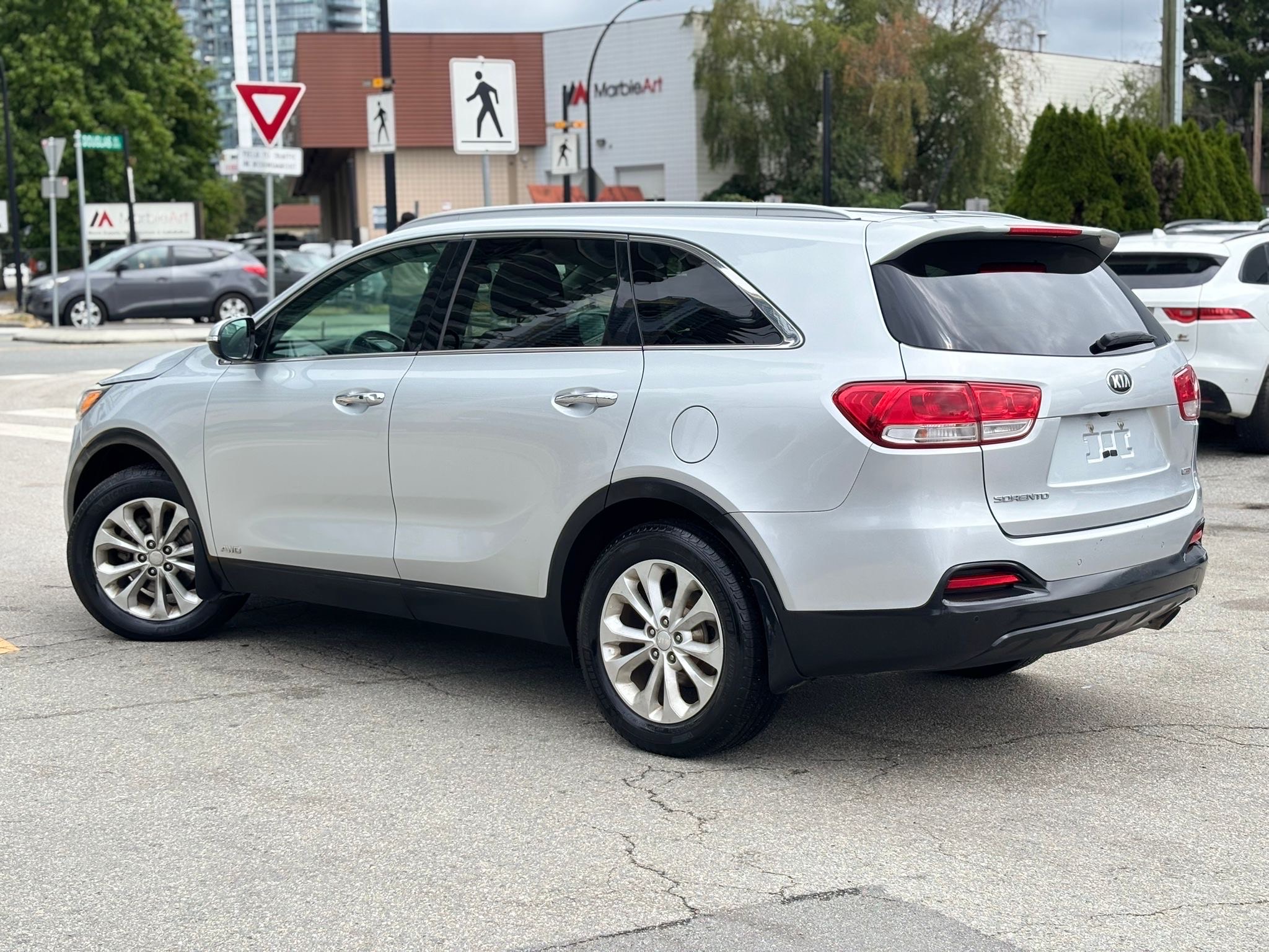 /canwestautoinc/2016-Kia-Sorento-5075110003403525.jpg
