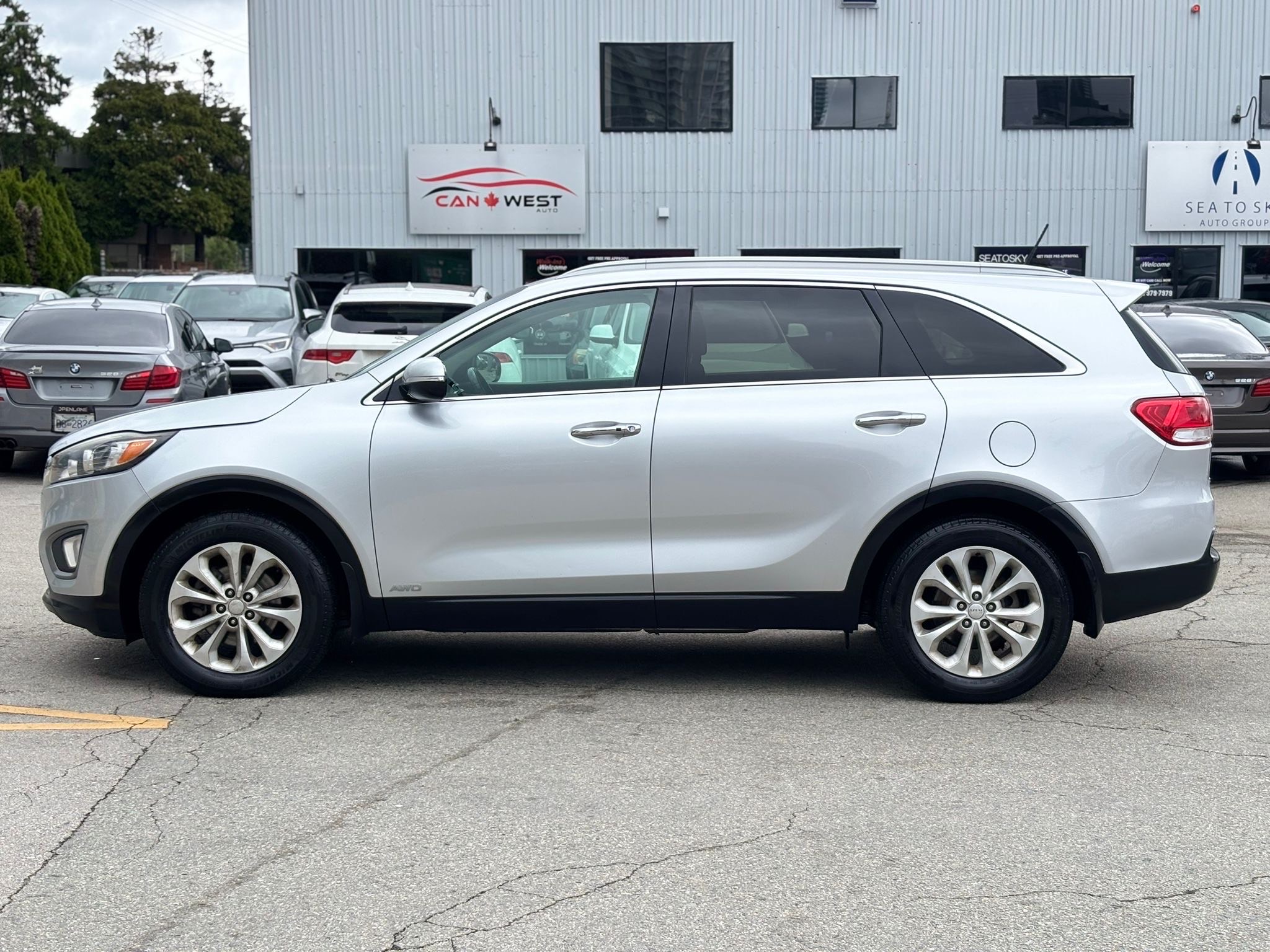 /canwestautoinc/2016-Kia-Sorento-8810028366718243.jpg