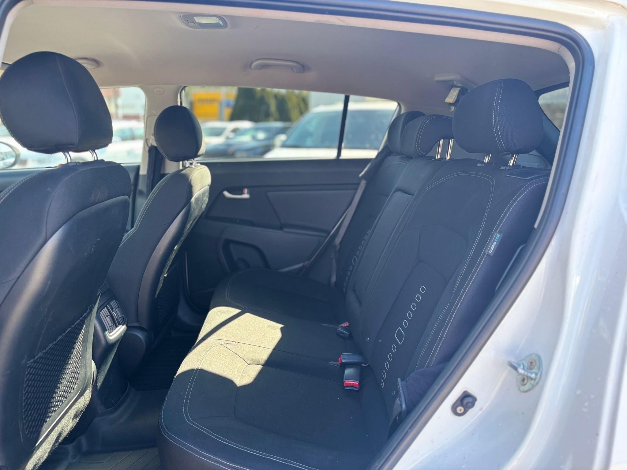 /canwestautoinc/2016-Kia-Sportage-36063304342231417.jpg
