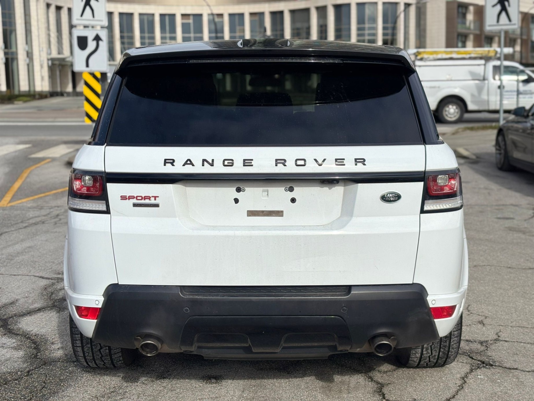 /canwestautoinc/2016-LandRover-RangeRover-7207148479448846.jpg