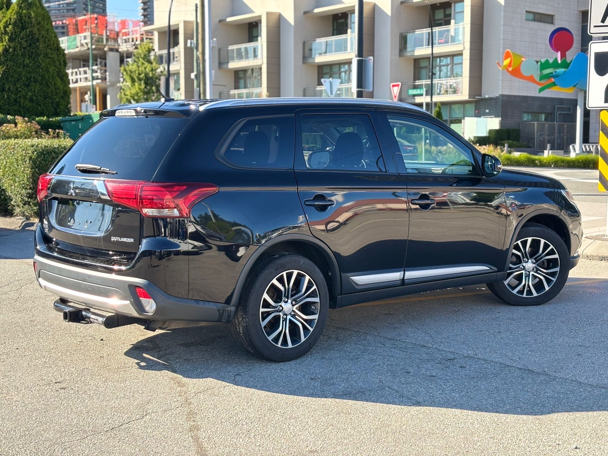 /canwestautoinc/2016-Mitsubishi-Outlander-5276940558845948.jpg