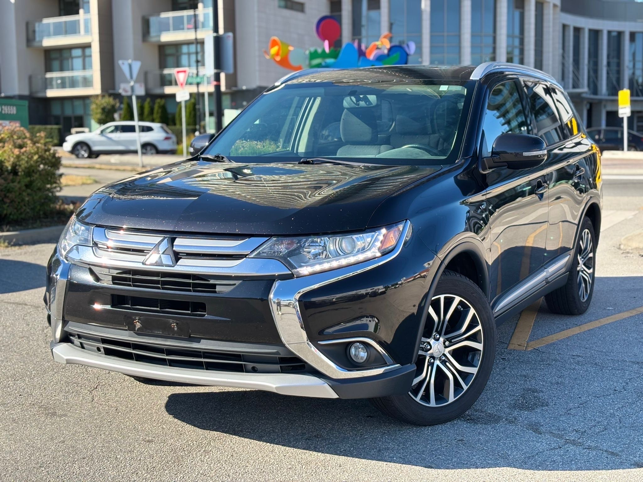 /canwestautoinc/2016-Mitsubishi-Outlander-7768292857263284.jpg