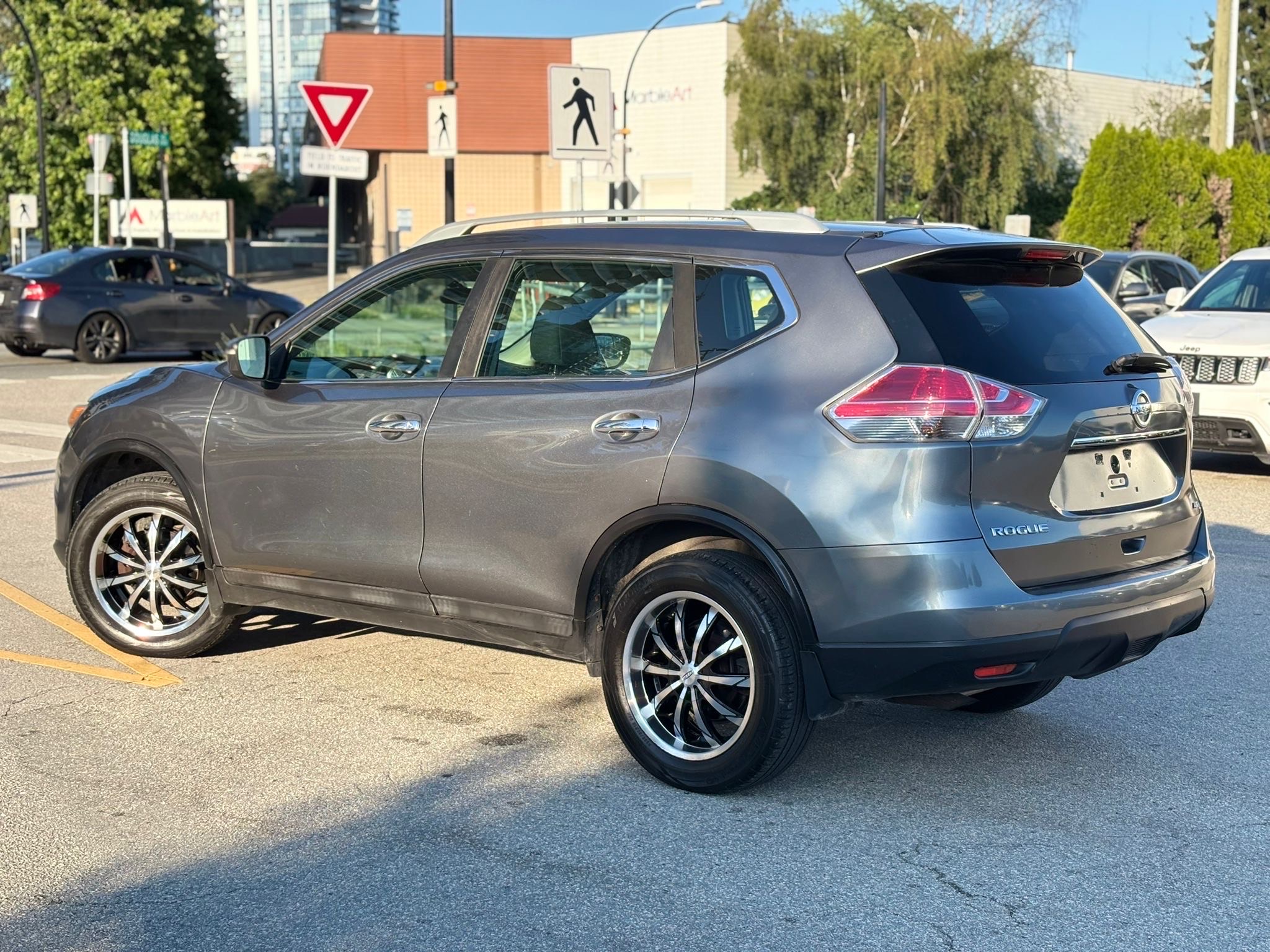 /canwestautoinc/2016-Nissan-Rogue-001420182260372993.jpg