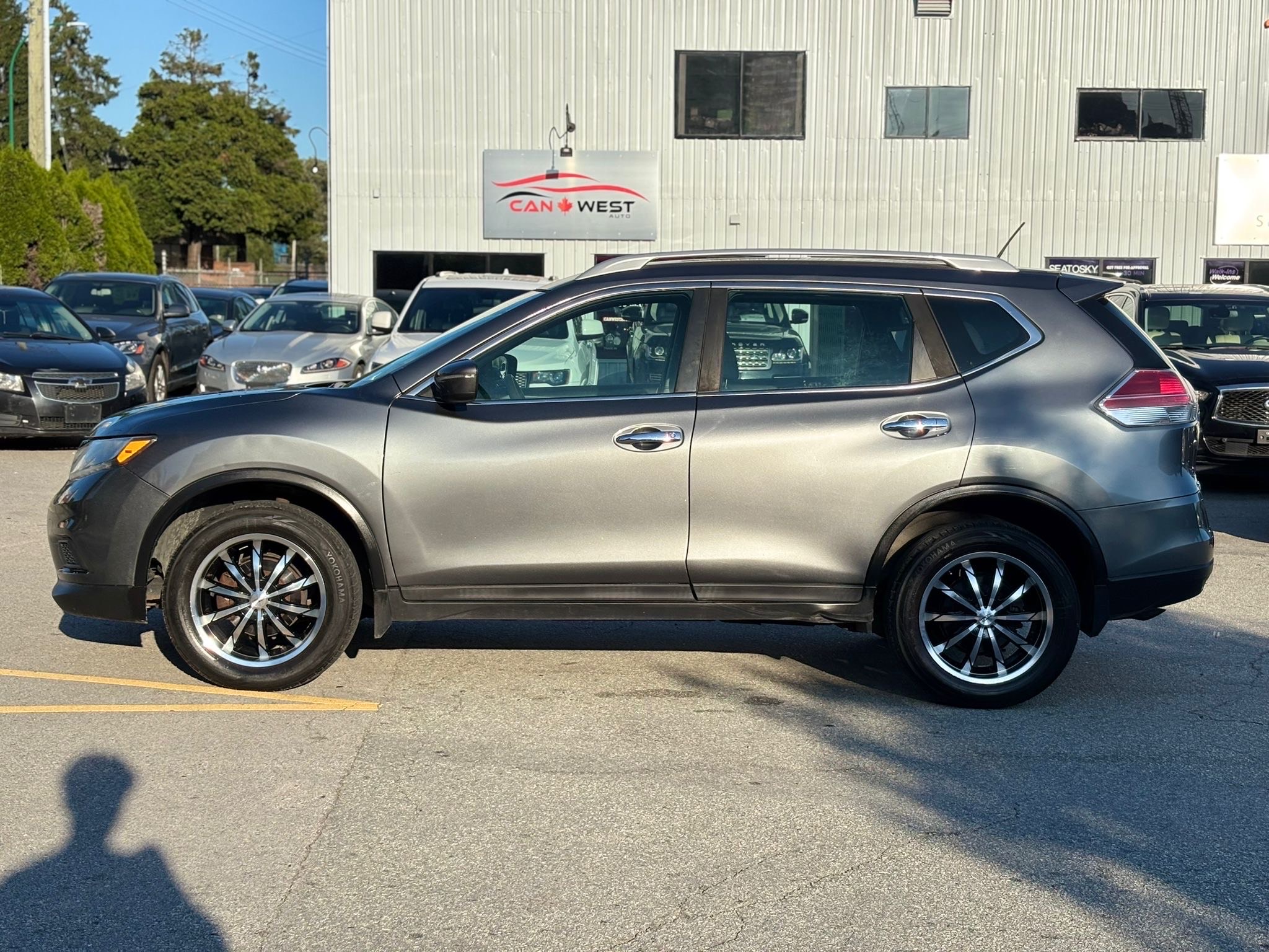 /canwestautoinc/2016-Nissan-Rogue-10942937653377793.jpg