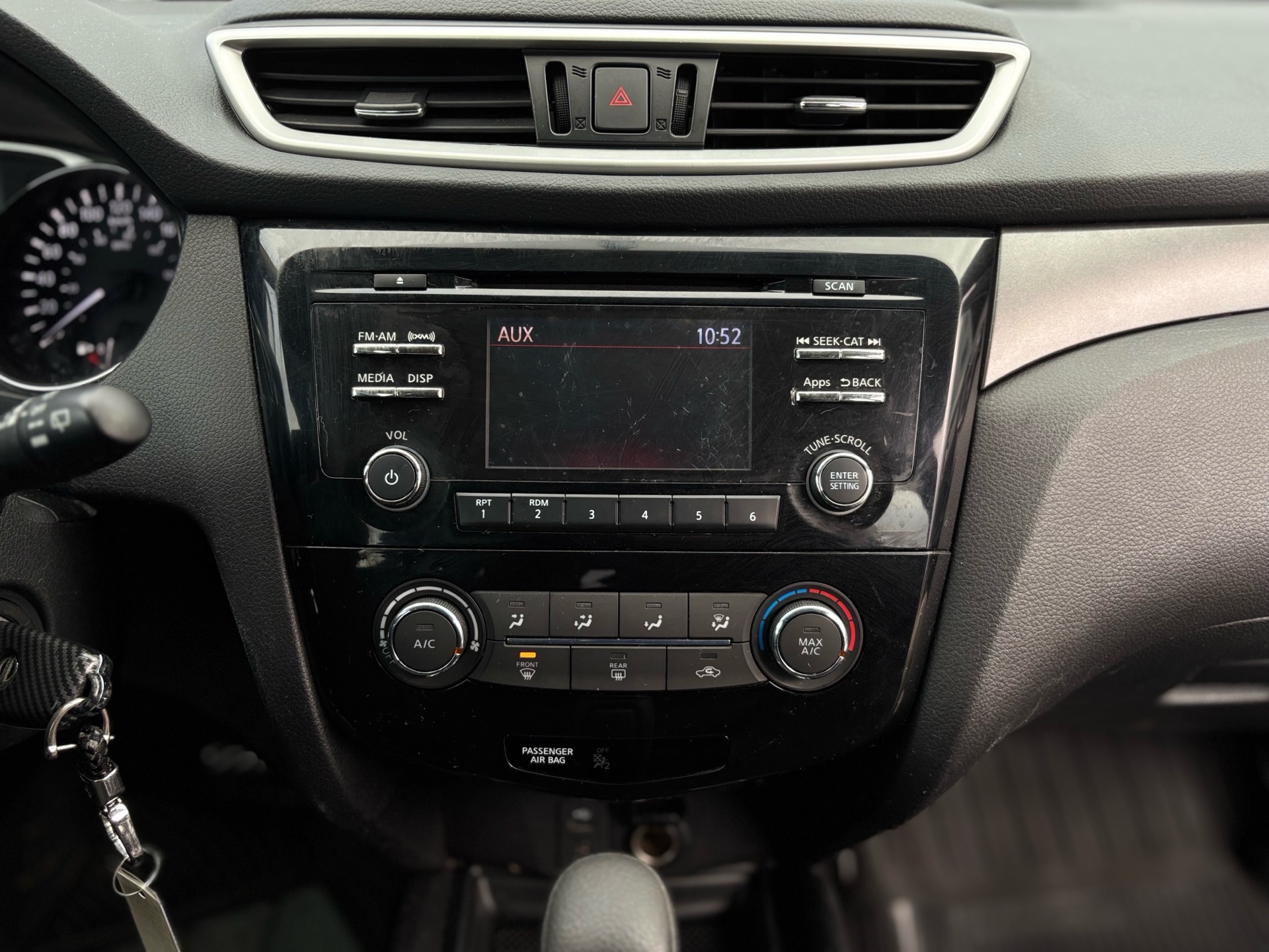 /canwestautoinc/2016-Nissan-Rogue-3482470474936572.jpg