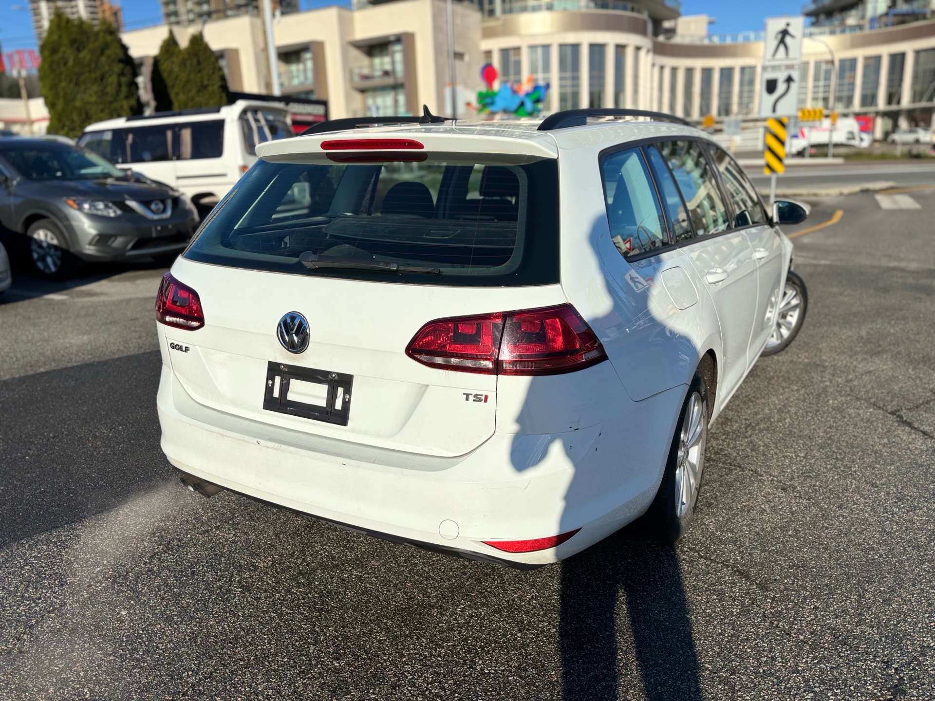 /canwestautoinc/2016-Volkswagen-GolfSportwagon-05667852538665463.jpg