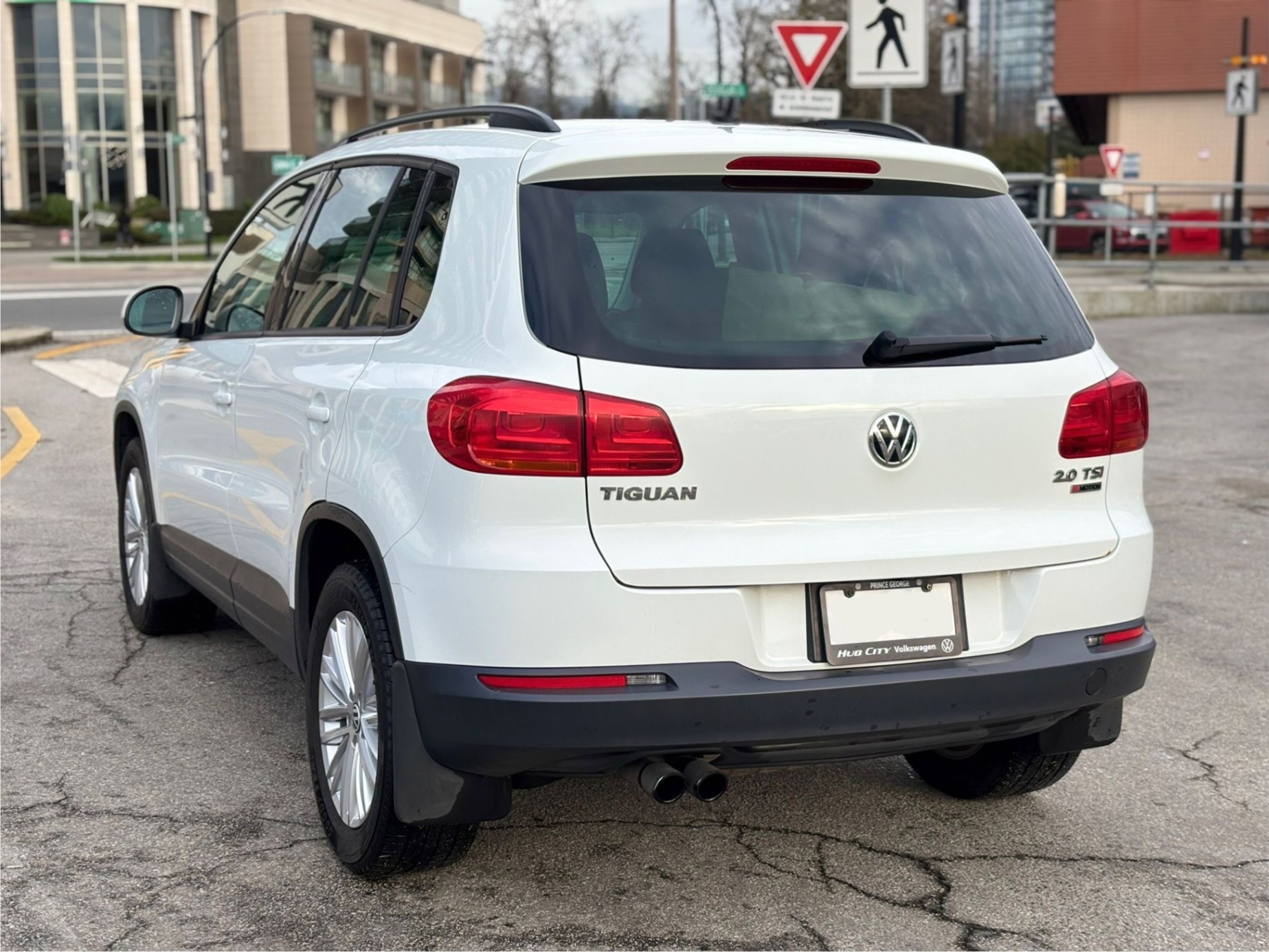 /canwestautoinc/2016-Volkswagen-Tiguan-35026377288877386.jpg