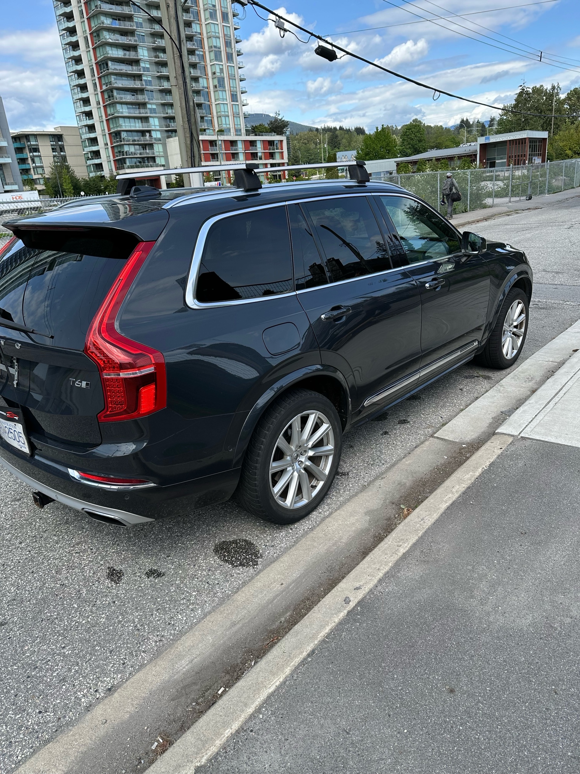 /canwestautoinc/2016-Volvo-XC90-20848451992982664.jpg