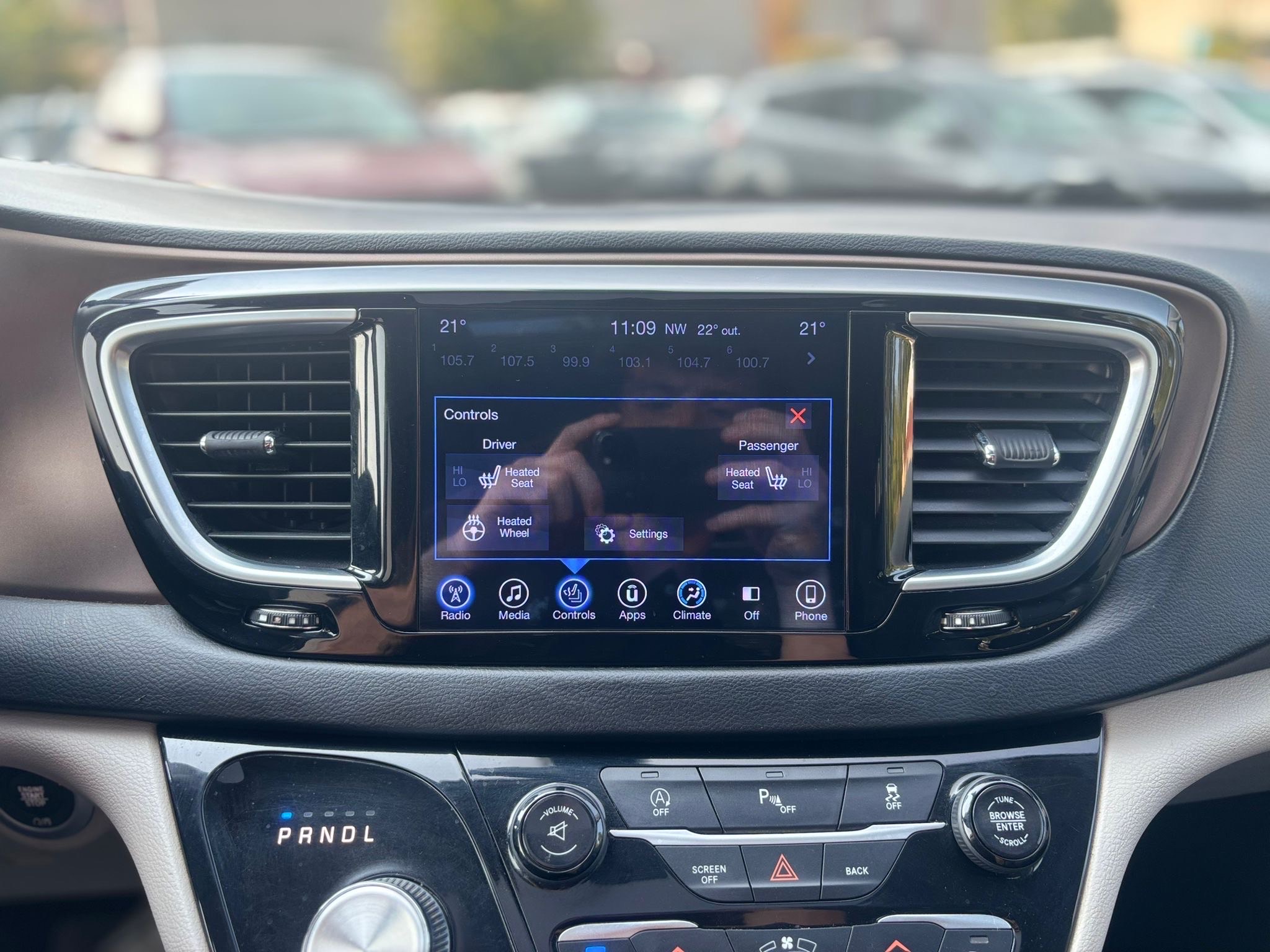 /canwestautoinc/2017-Chrysler-Pacifica-17427031174045315.jpg