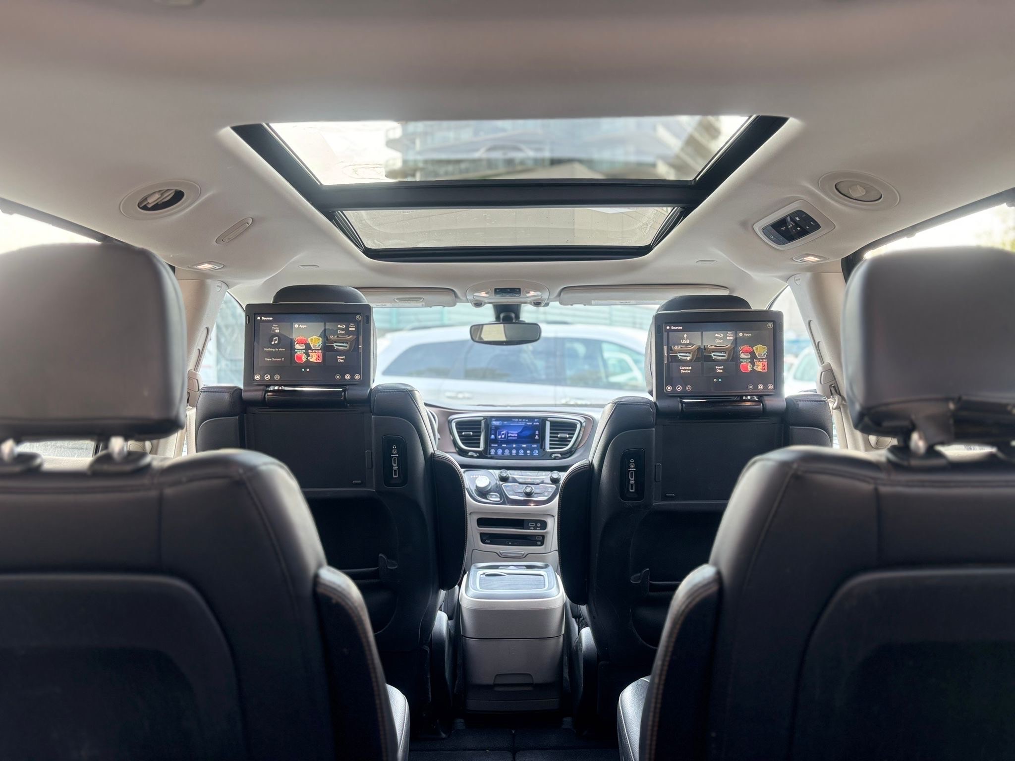 /canwestautoinc/2017-Chrysler-Pacifica-5004068260896153.jpg