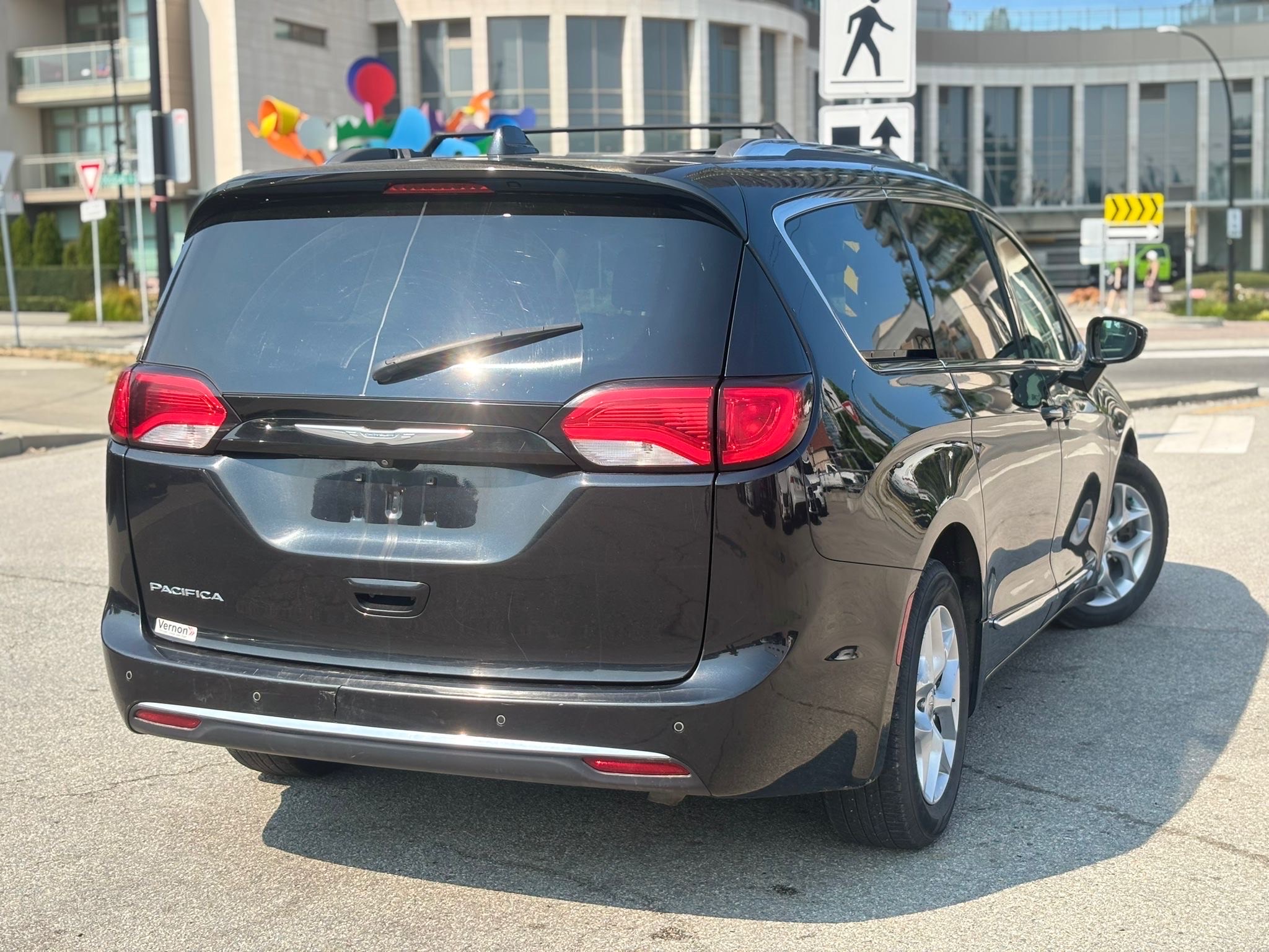 /canwestautoinc/2017-Chrysler-Pacifica-8594325665083646.jpg