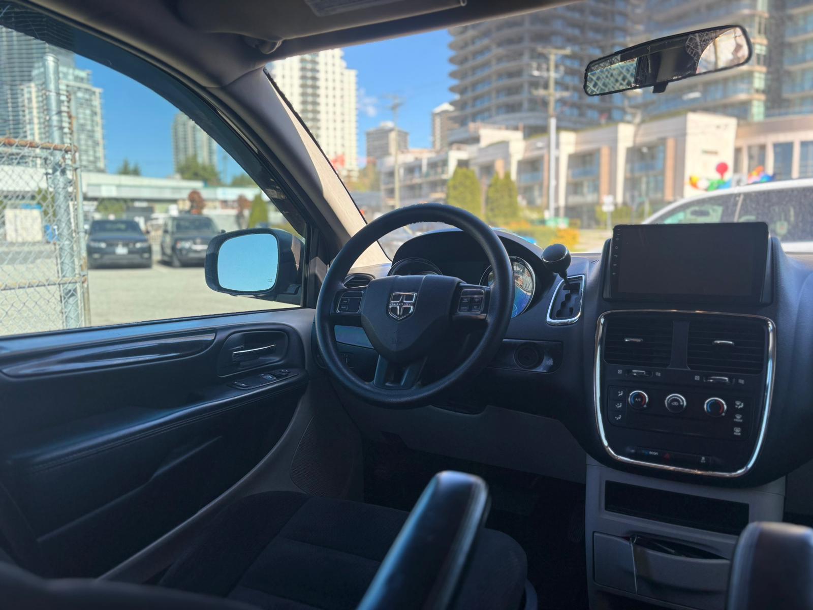 /canwestautoinc/2017-Dodge-GrandCaravan-11610531871722807.jpg