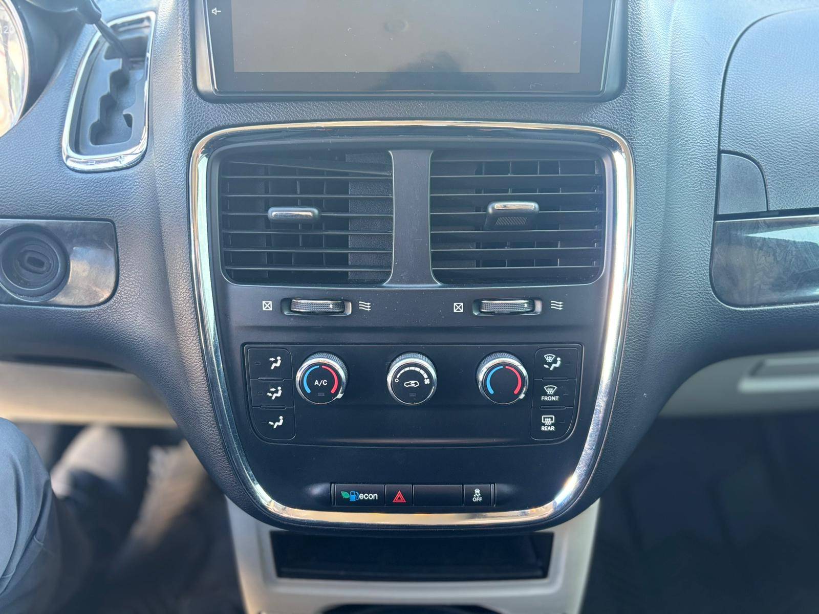 /canwestautoinc/2017-Dodge-GrandCaravan-4985591392753346.jpg