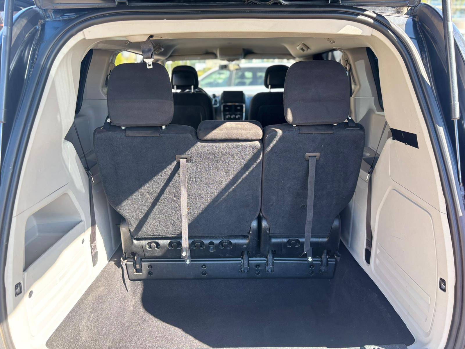 /canwestautoinc/2017-Dodge-GrandCaravan-620106264161731.jpg