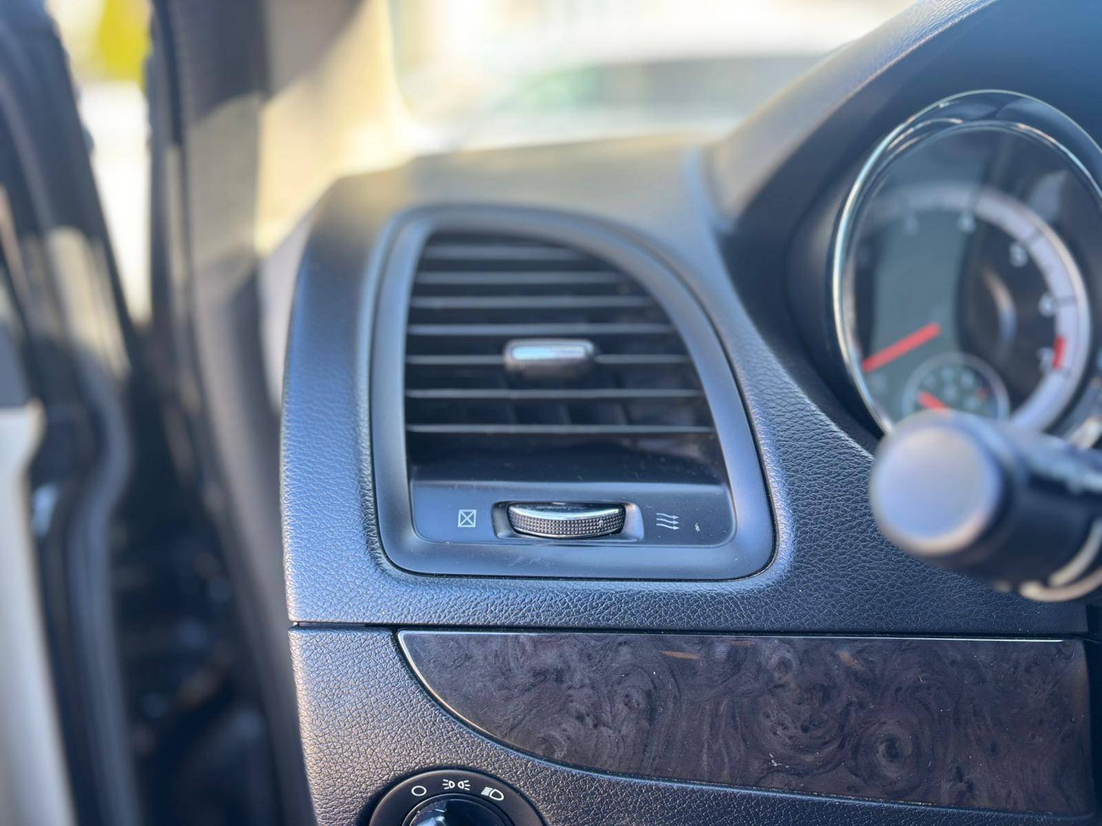 /canwestautoinc/2017-Dodge-GrandCaravan-6477535026966519.jpg
