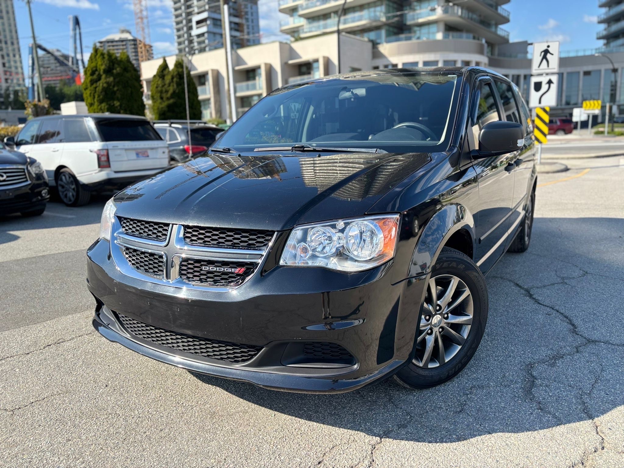 /canwestautoinc/2017-Dodge-GrandCaravan-9085913349886559.jpg