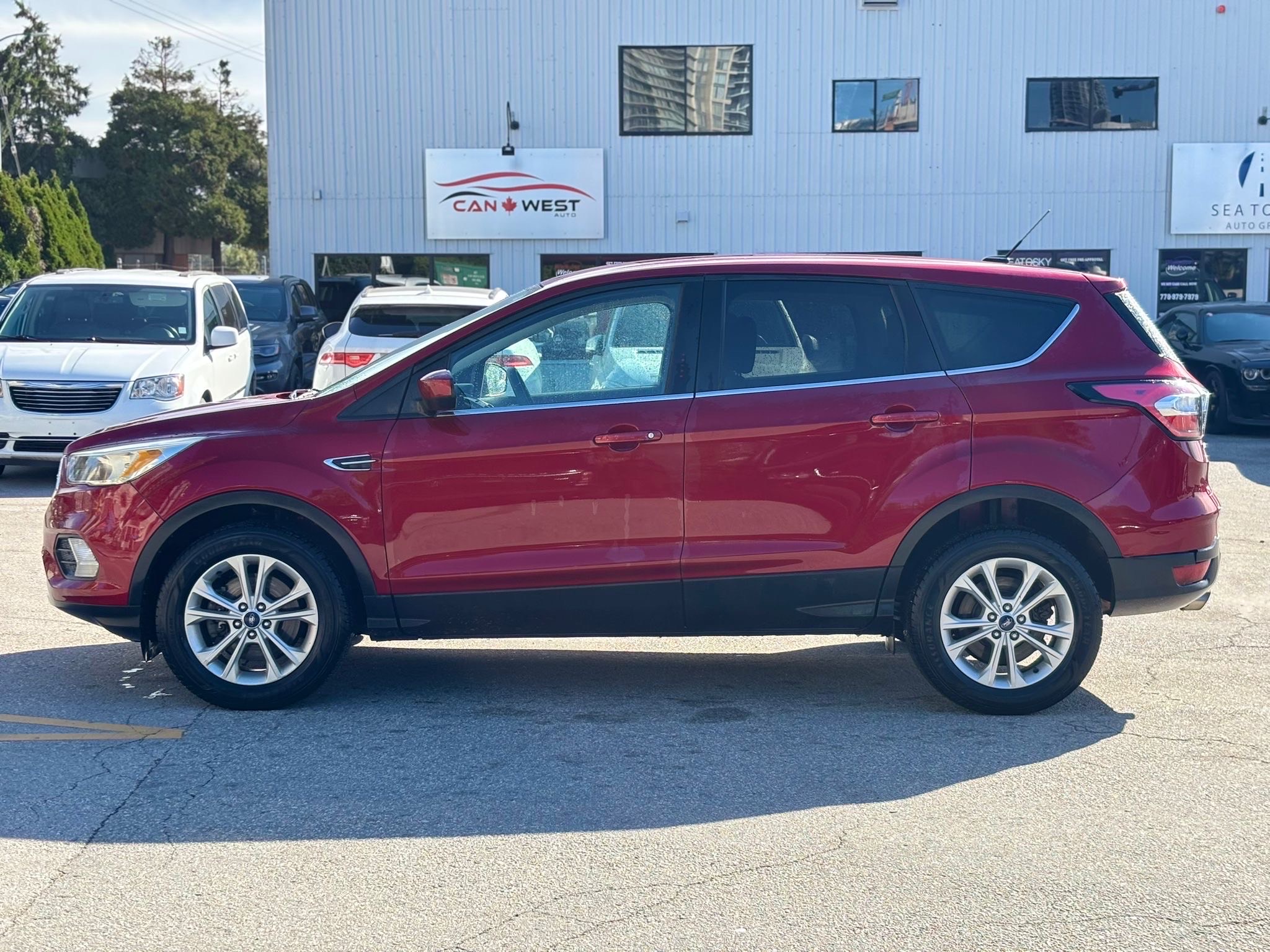 /canwestautoinc/2017-Ford-Escape-3061980557046522.jpg