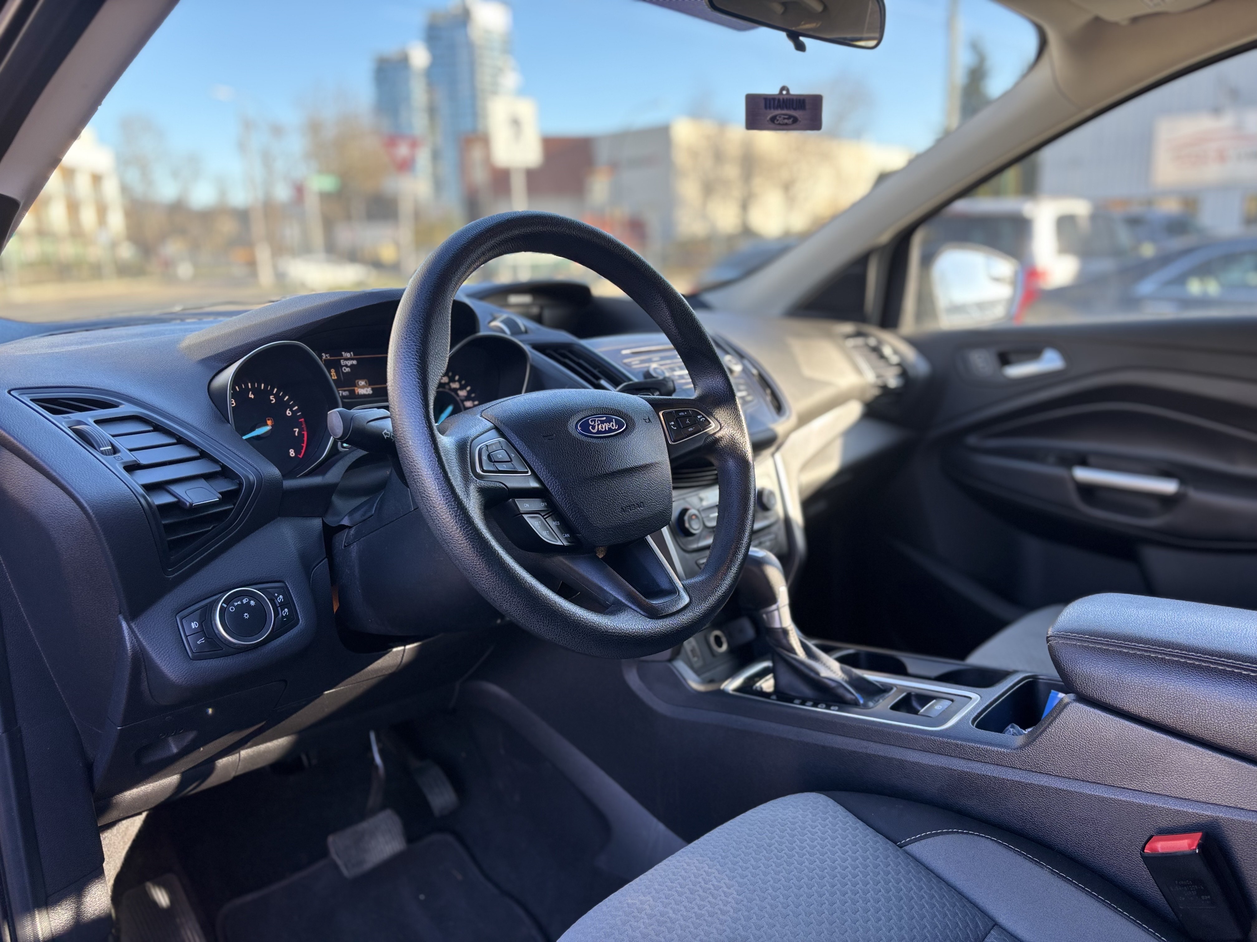 /canwestautoinc/2017-Ford-Escape-3526479926612016.jpg