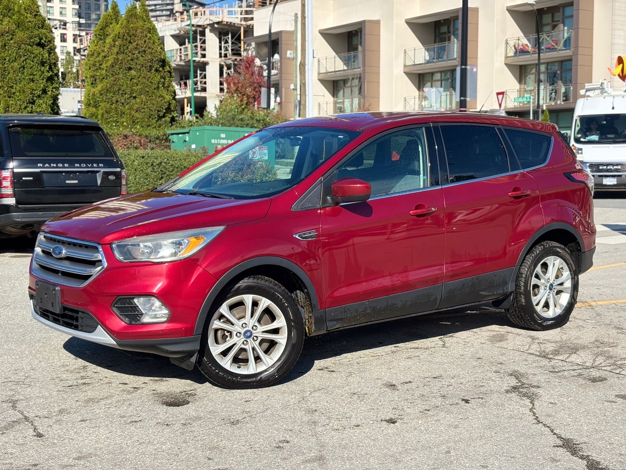 /canwestautoinc/2017-Ford-Escape-43687305215227346.jpg