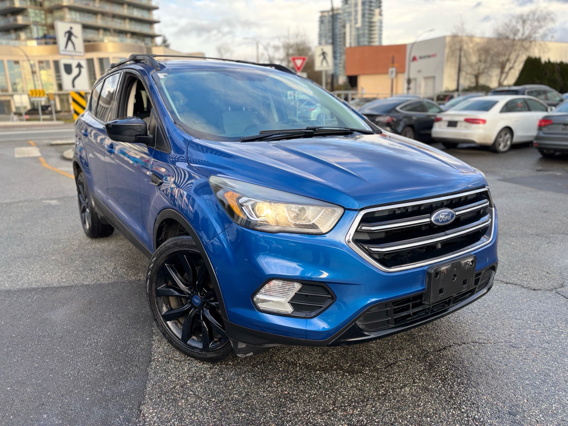 /canwestautoinc/2017-Ford-Escape-5651149743106387.jpg