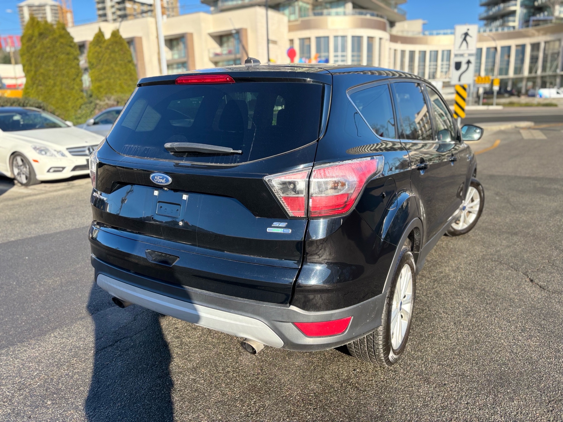 /canwestautoinc/2017-Ford-Escape-8839395913528996.jpg