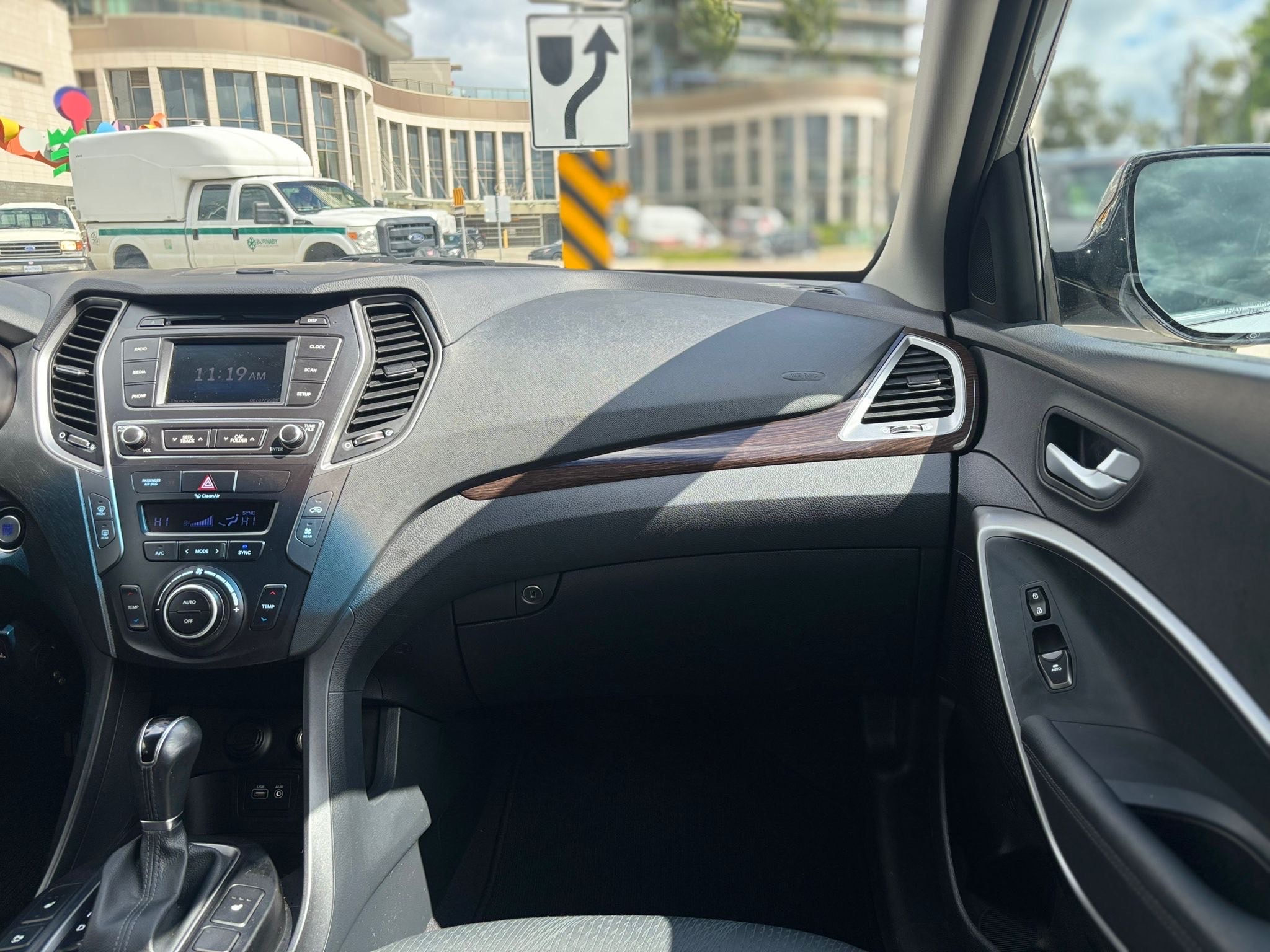 /canwestautoinc/2017-Hyundai-SantaFe-6212087697310722.jpg