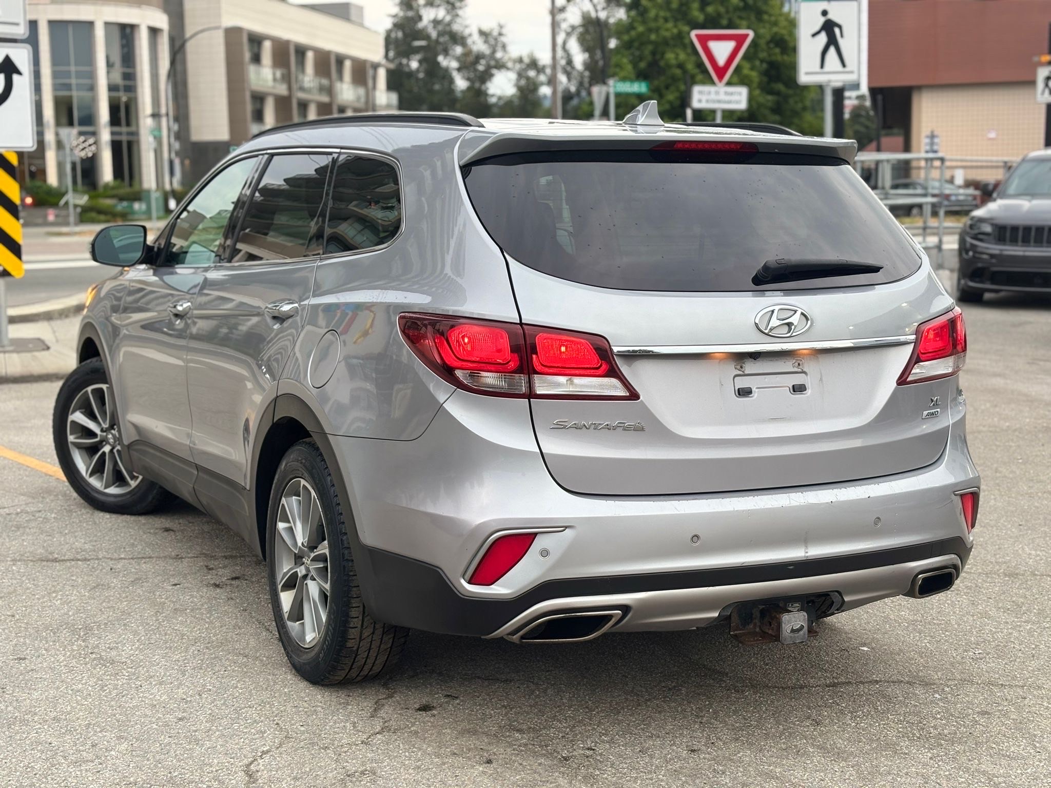 /canwestautoinc/2017-Hyundai-SantaFe-6980898604214618.jpg