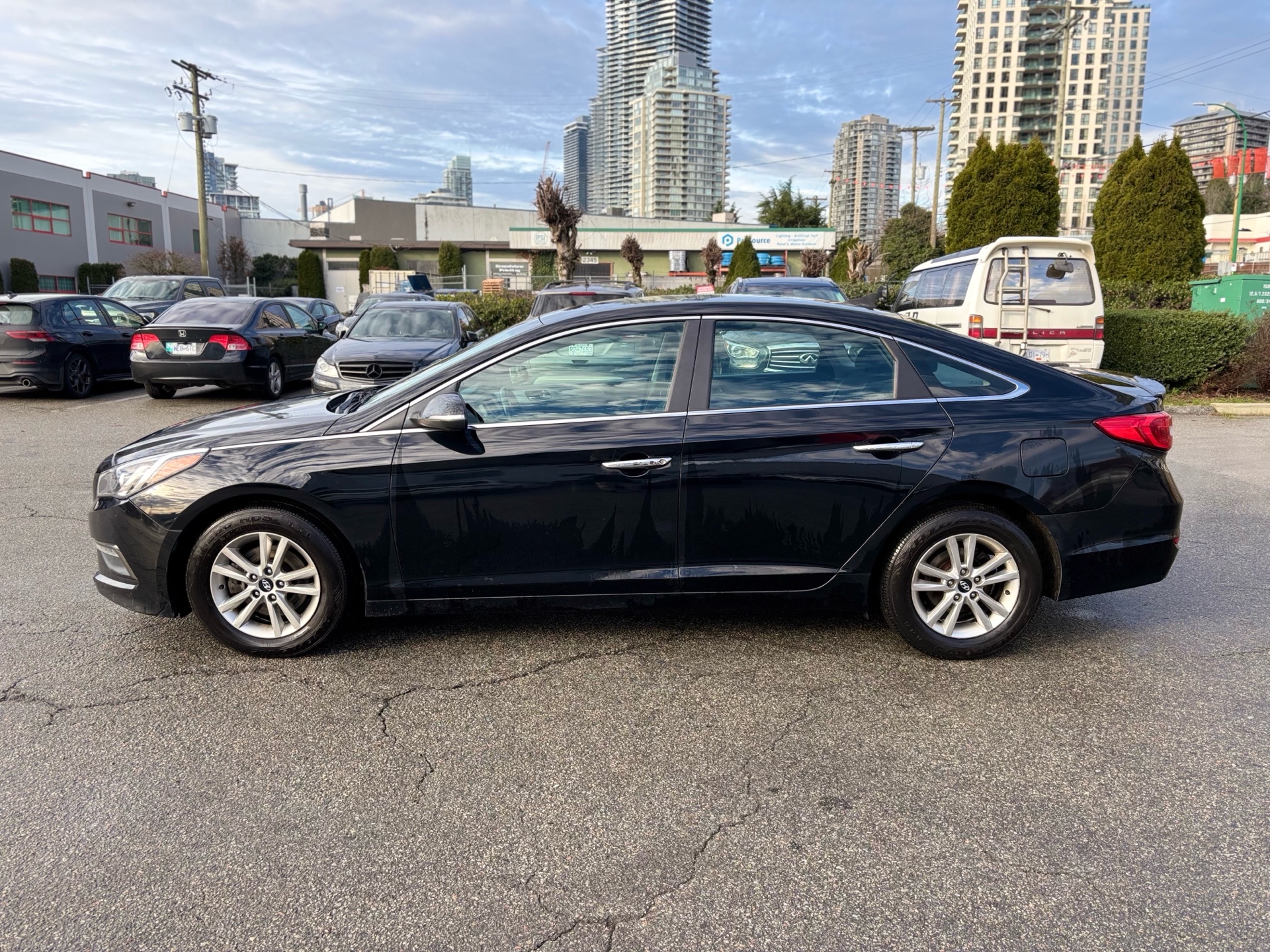 /canwestautoinc/2017-Hyundai-Sonata-9243843610737044.jpg