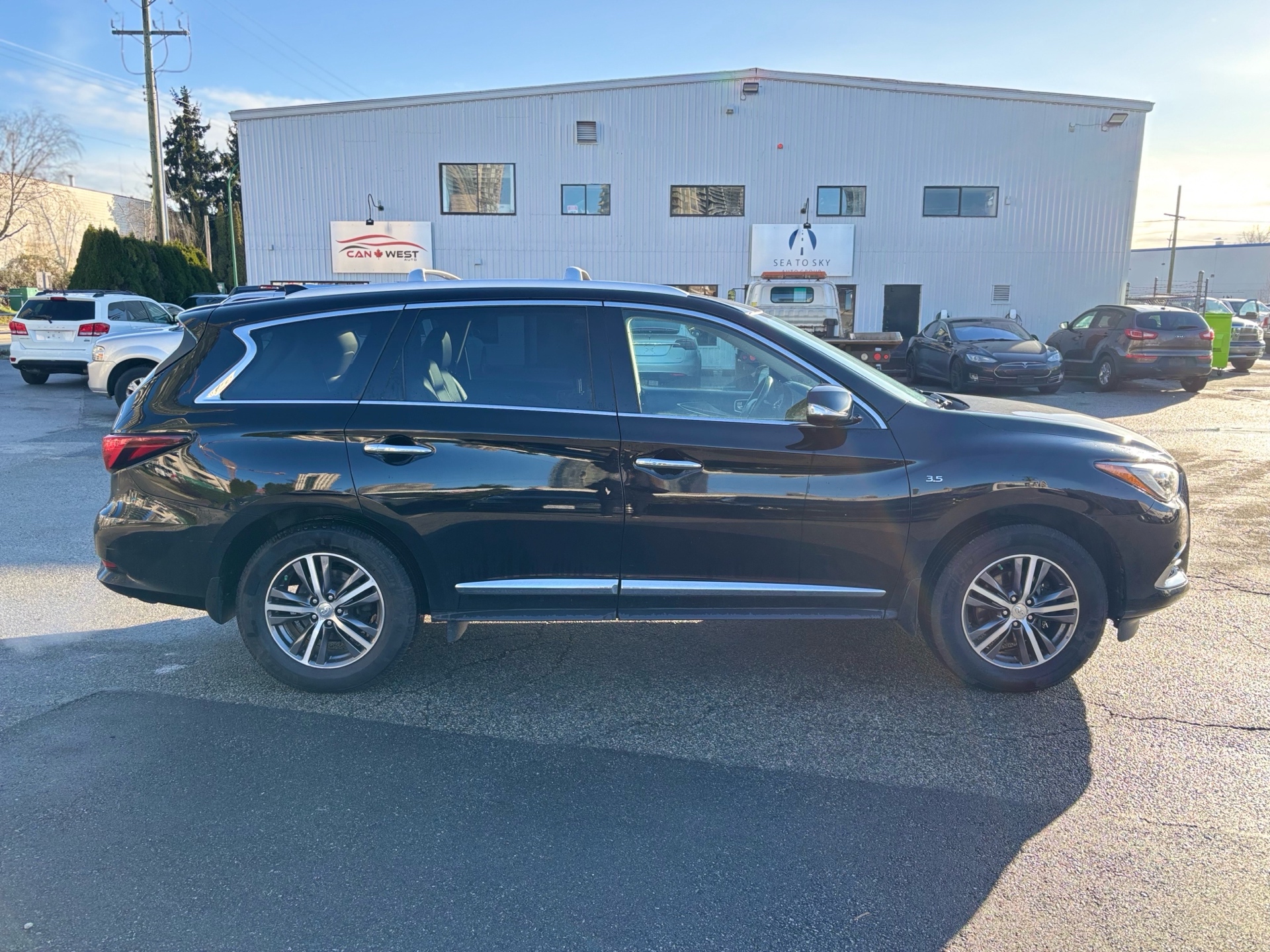 /canwestautoinc/2017-INFINITI-QX60-9012315611209221.jpg
