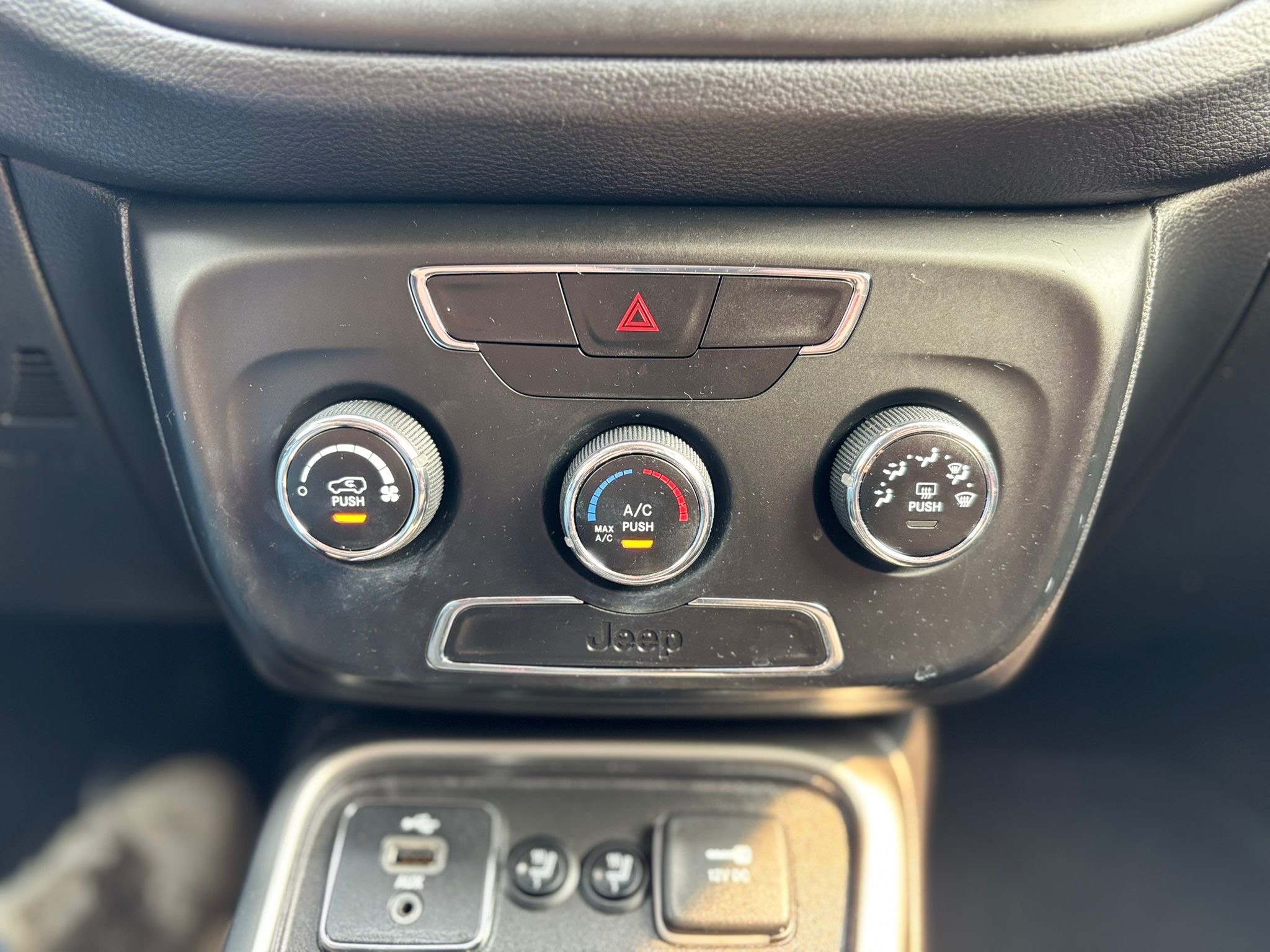 /canwestautoinc/2017-Jeep-Compass-3586448224281402.jpg