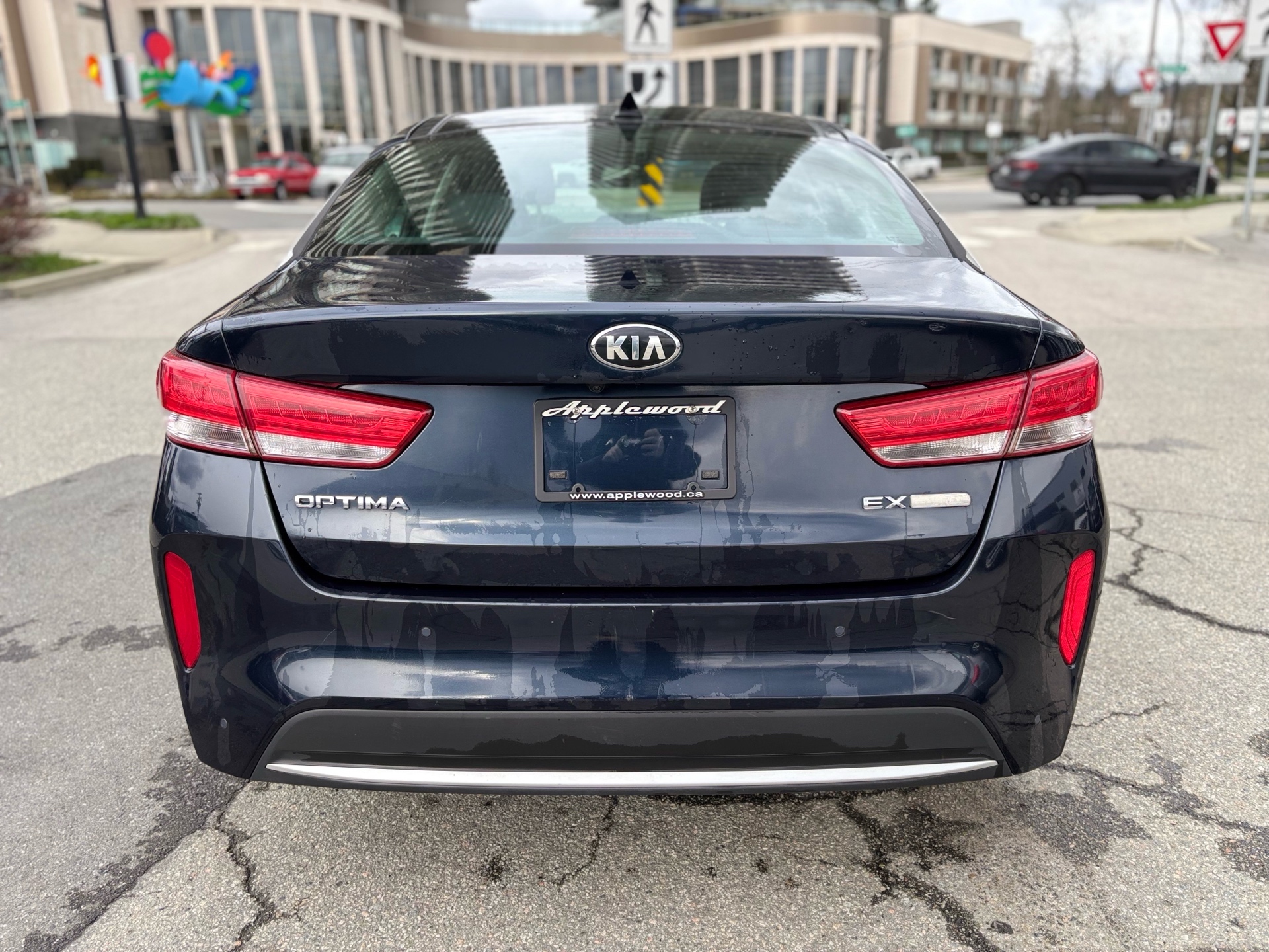 /canwestautoinc/2017-Kia-OptimaHybrid-9414590738208182.jpg