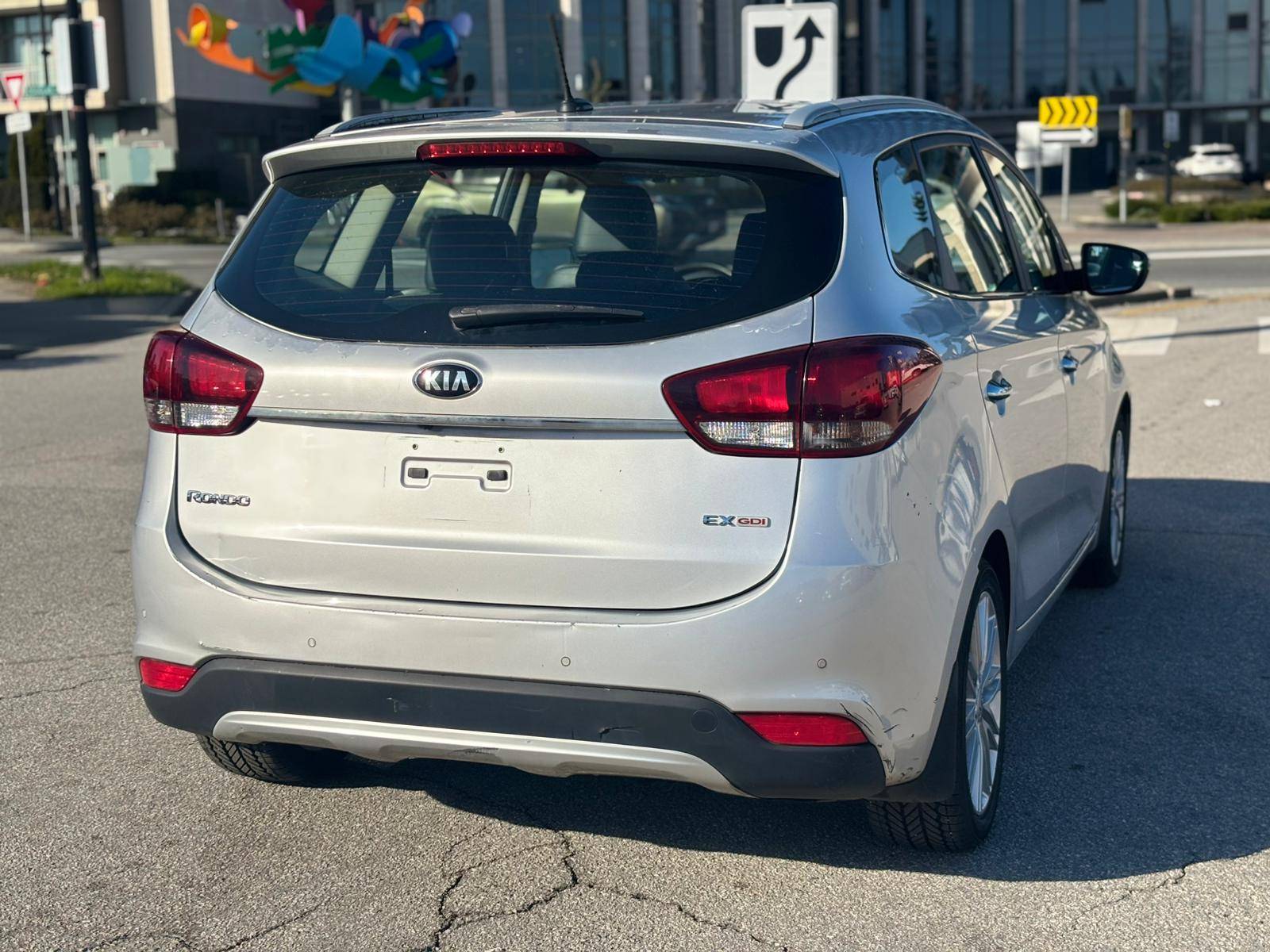 /canwestautoinc/2017-Kia-Rondo-5376730542691774.jpg