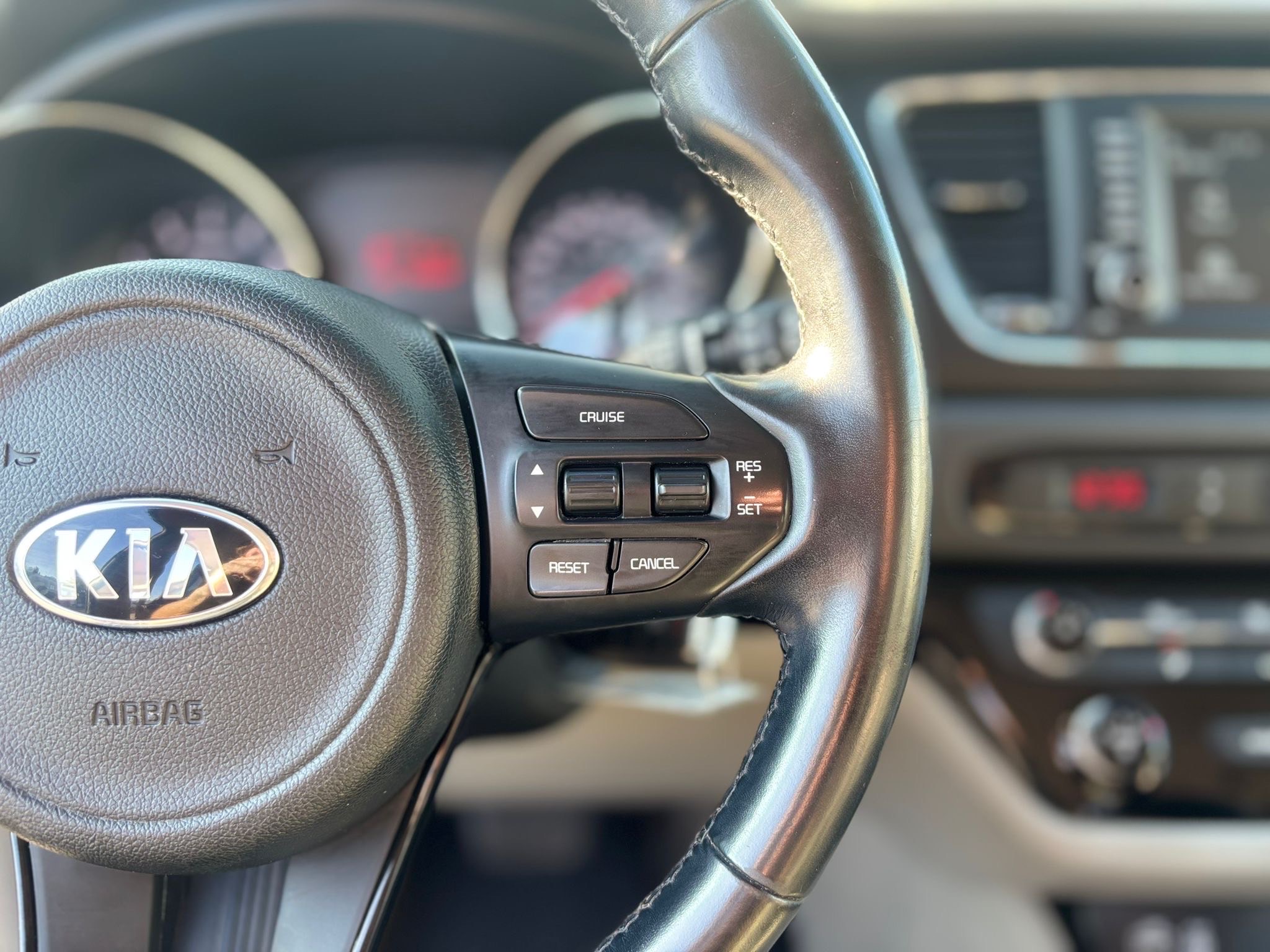 /canwestautoinc/2017-Kia-Sedona-4825605502224679.jpg