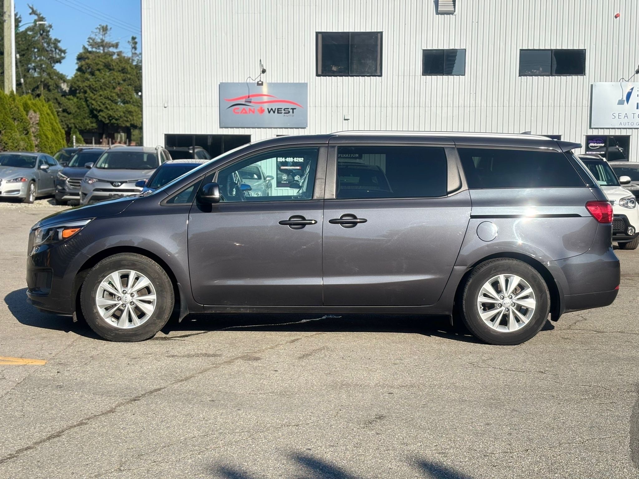 /canwestautoinc/2017-Kia-Sedona-7073885745331183.jpg