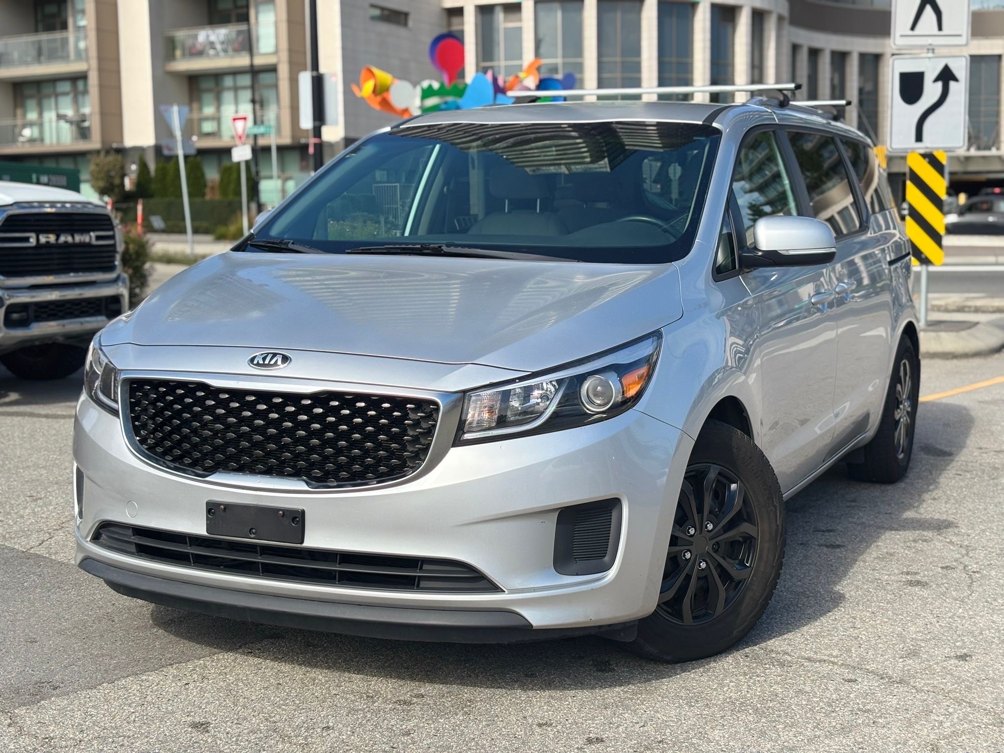 /canwestautoinc/2017-Kia-Sedona-7331760374187184.jpg