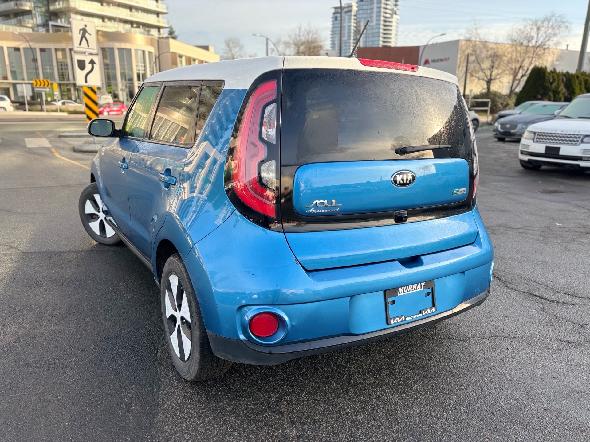 /canwestautoinc/2017-Kia-SoulEV-2846318413682154.jpg