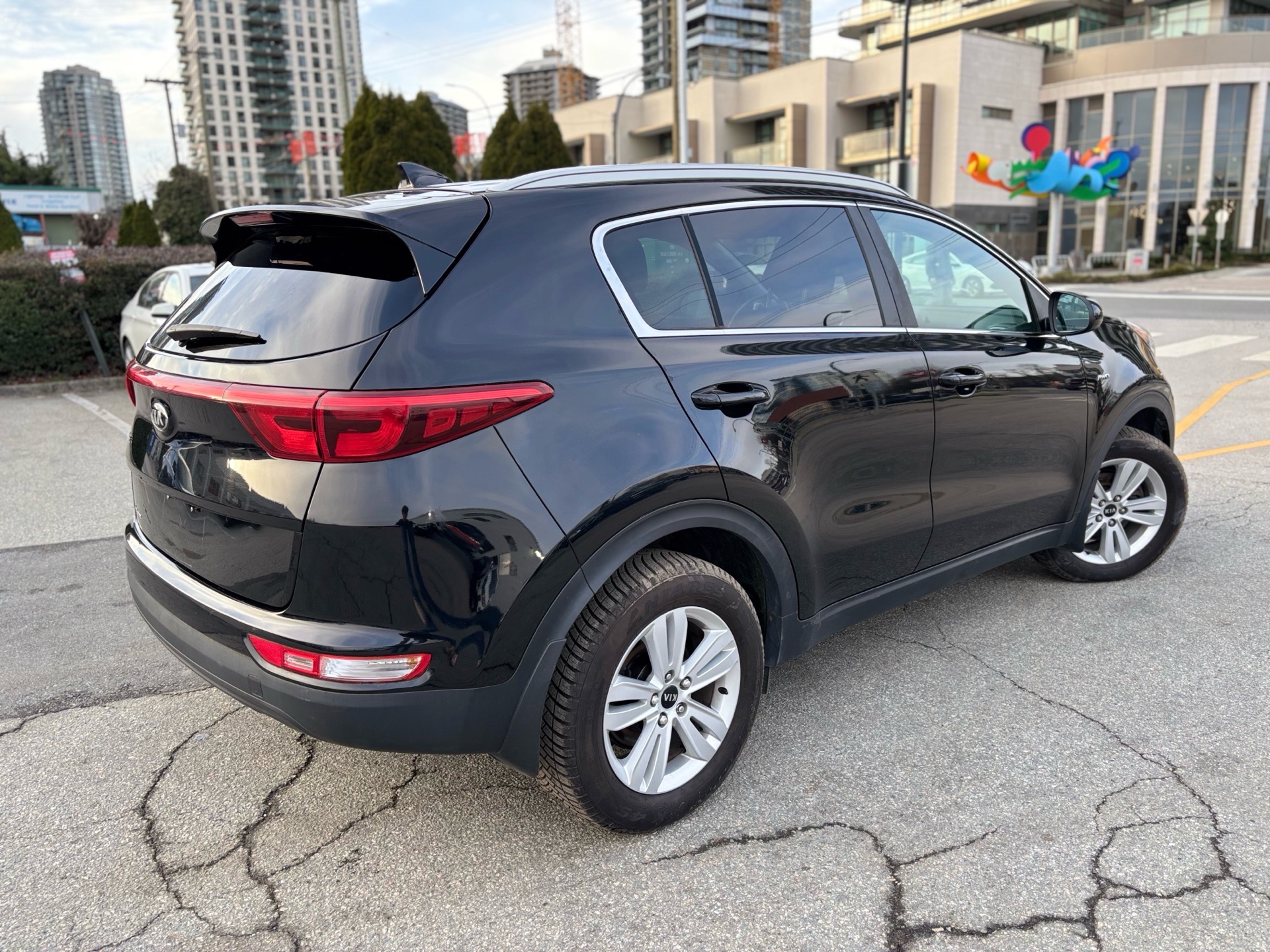 /canwestautoinc/2017-Kia-Sportage-19215136975425096.jpg