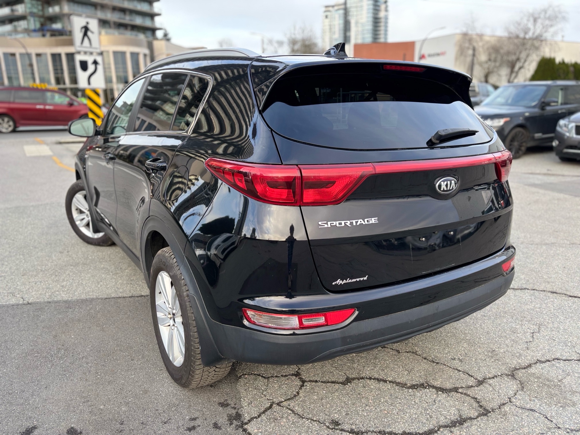 /canwestautoinc/2017-Kia-Sportage-4191421682612264.jpg