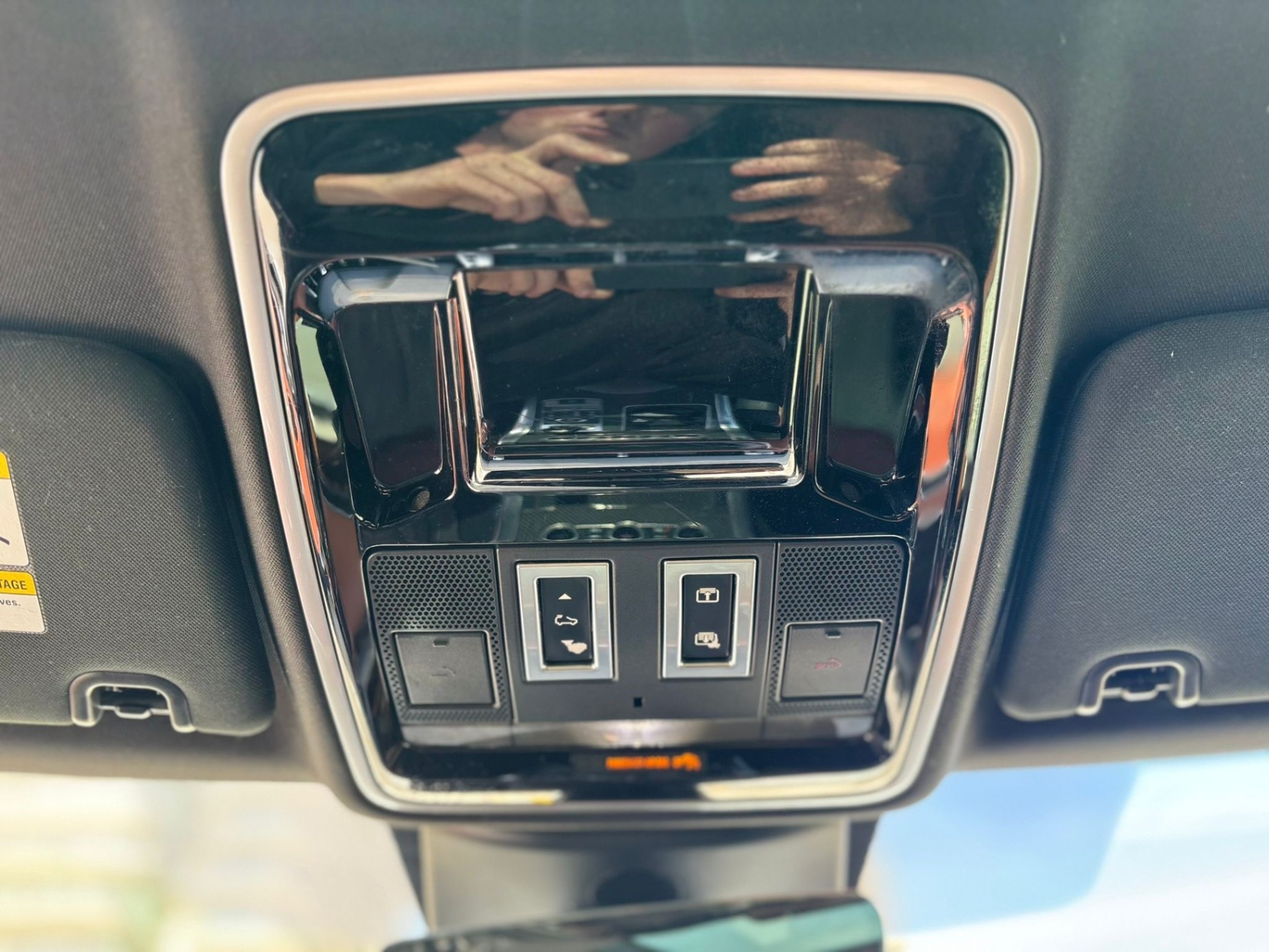 /canwestautoinc/2017-LandRover-RangeRover-6201216091018329.jpg