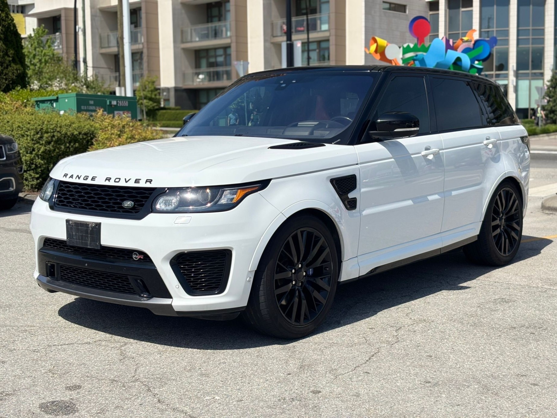 /canwestautoinc/2017-LandRover-RangeRover-7334031596161581.jpg