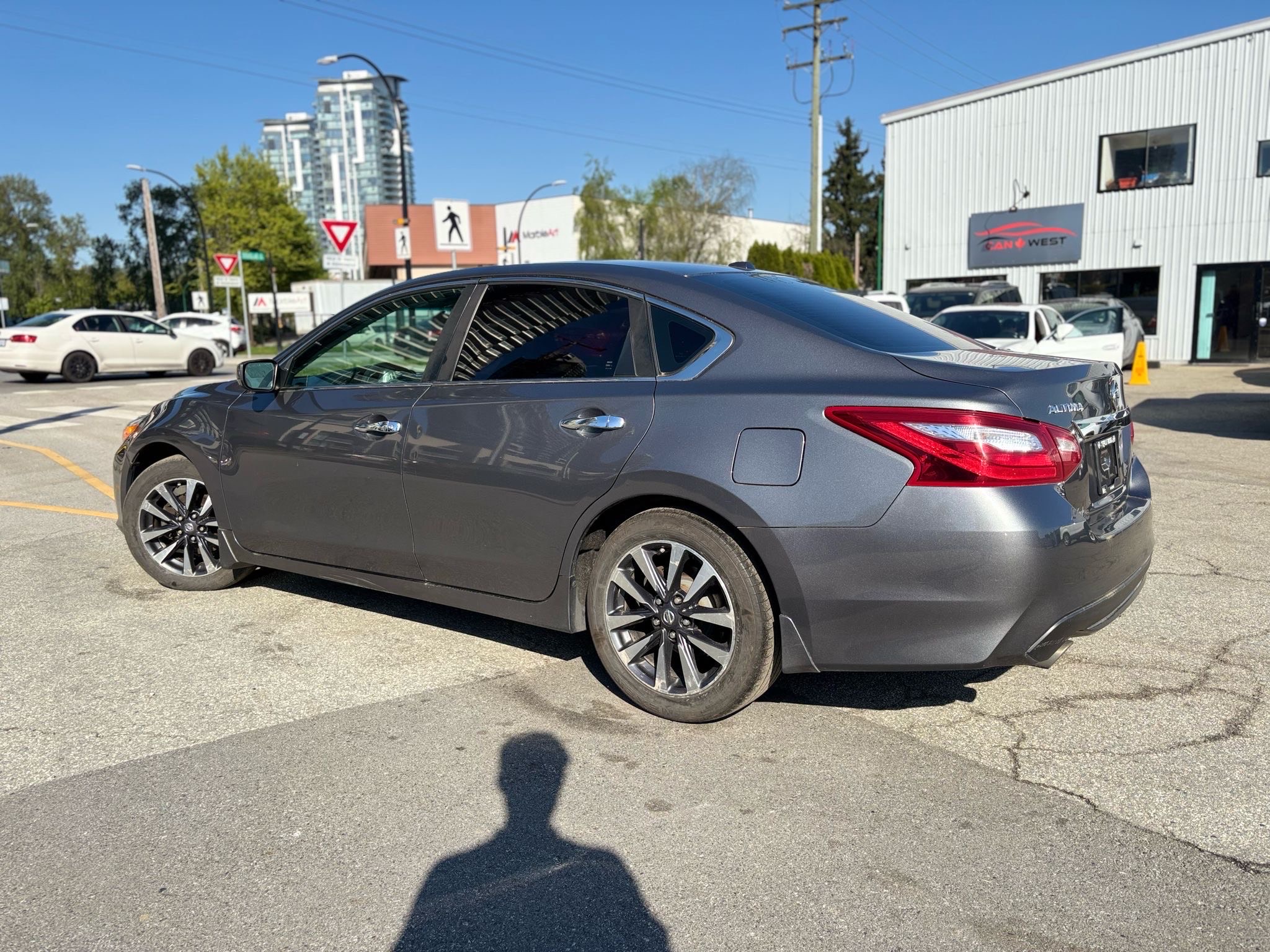 /canwestautoinc/2017-Nissan-Altima-16373415768652166.jpg