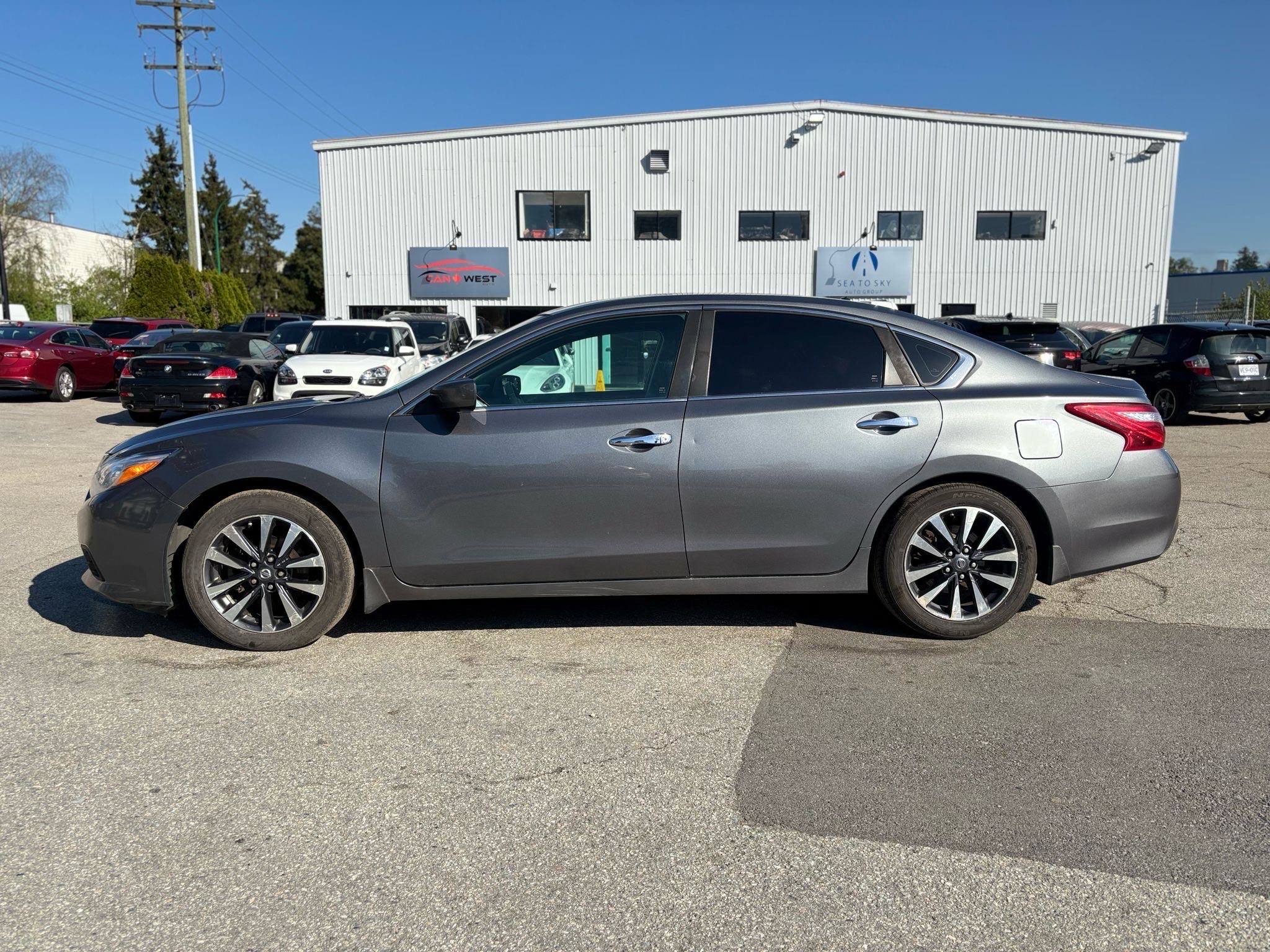 /canwestautoinc/2017-Nissan-Altima-19423269349832517.jpg