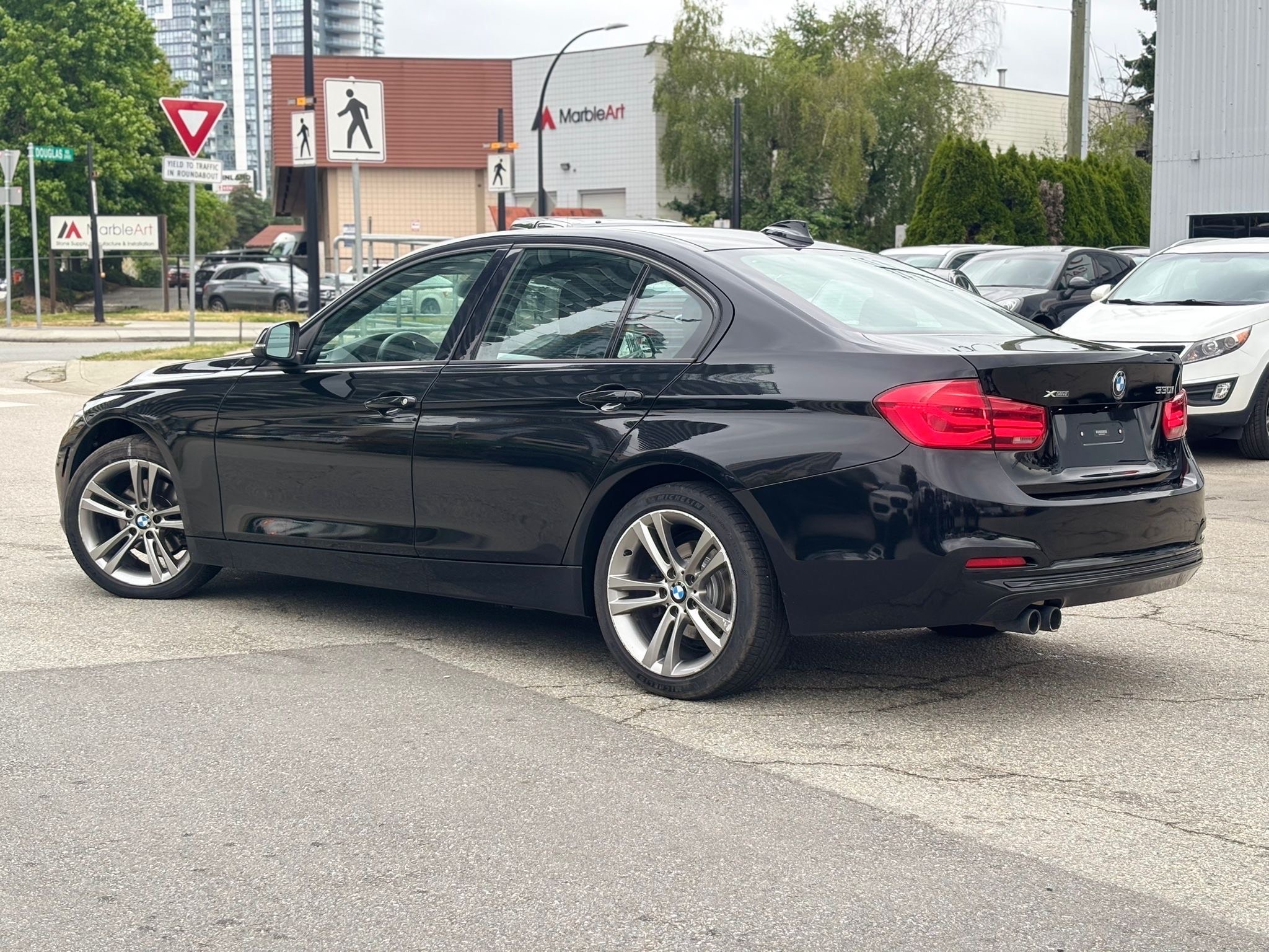 /canwestautoinc/2018-BMW-3Series-21254187029175942.jpg