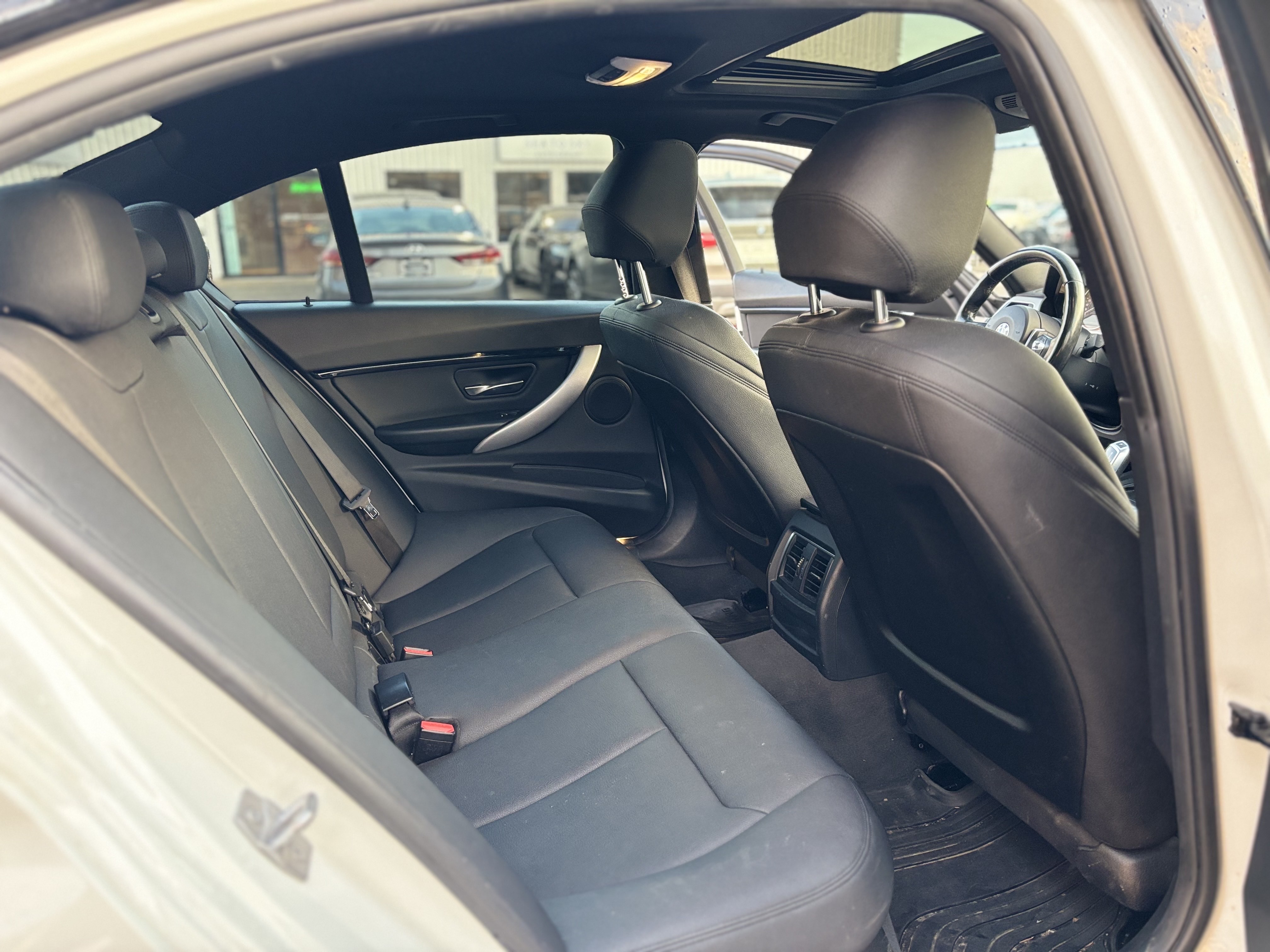 /canwestautoinc/2018-BMW-3Series-22962609536515188.jpg