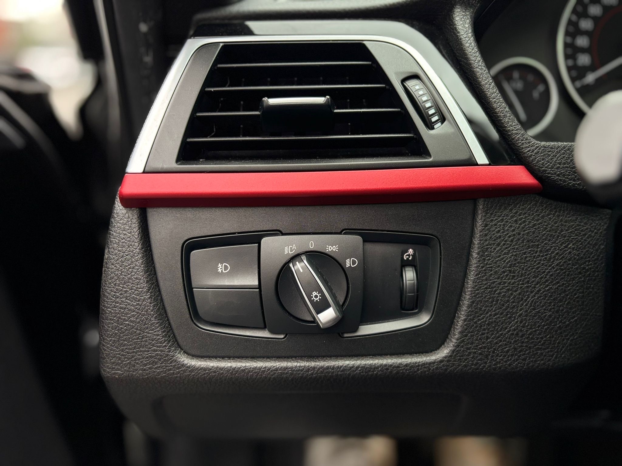 /canwestautoinc/2018-BMW-3Series-9213922958930187.jpg