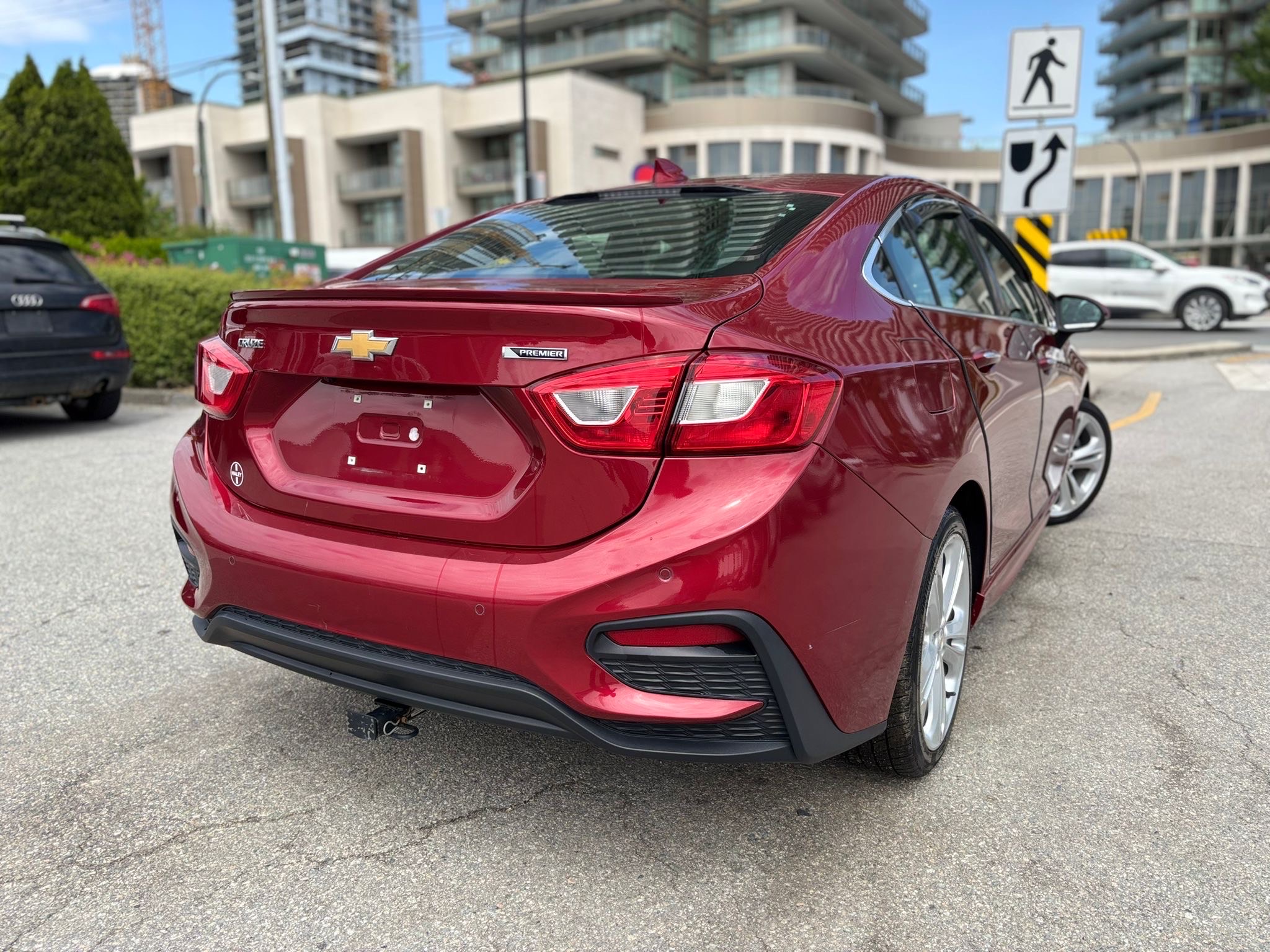 /canwestautoinc/2018-Chevrolet-Cruze-2065449929746177.jpg