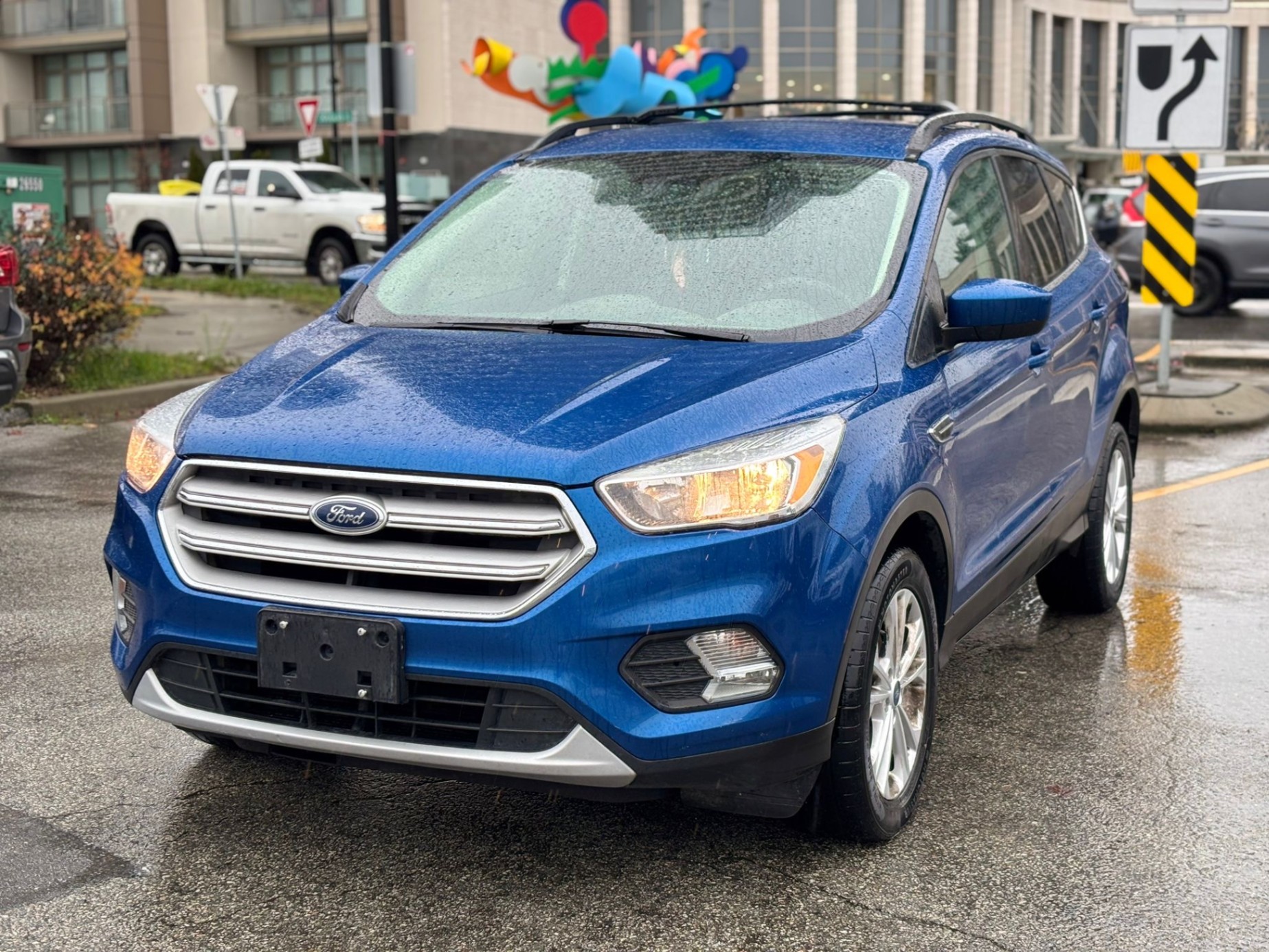 /canwestautoinc/2018-Ford-Escape-6947272362101595.jpg