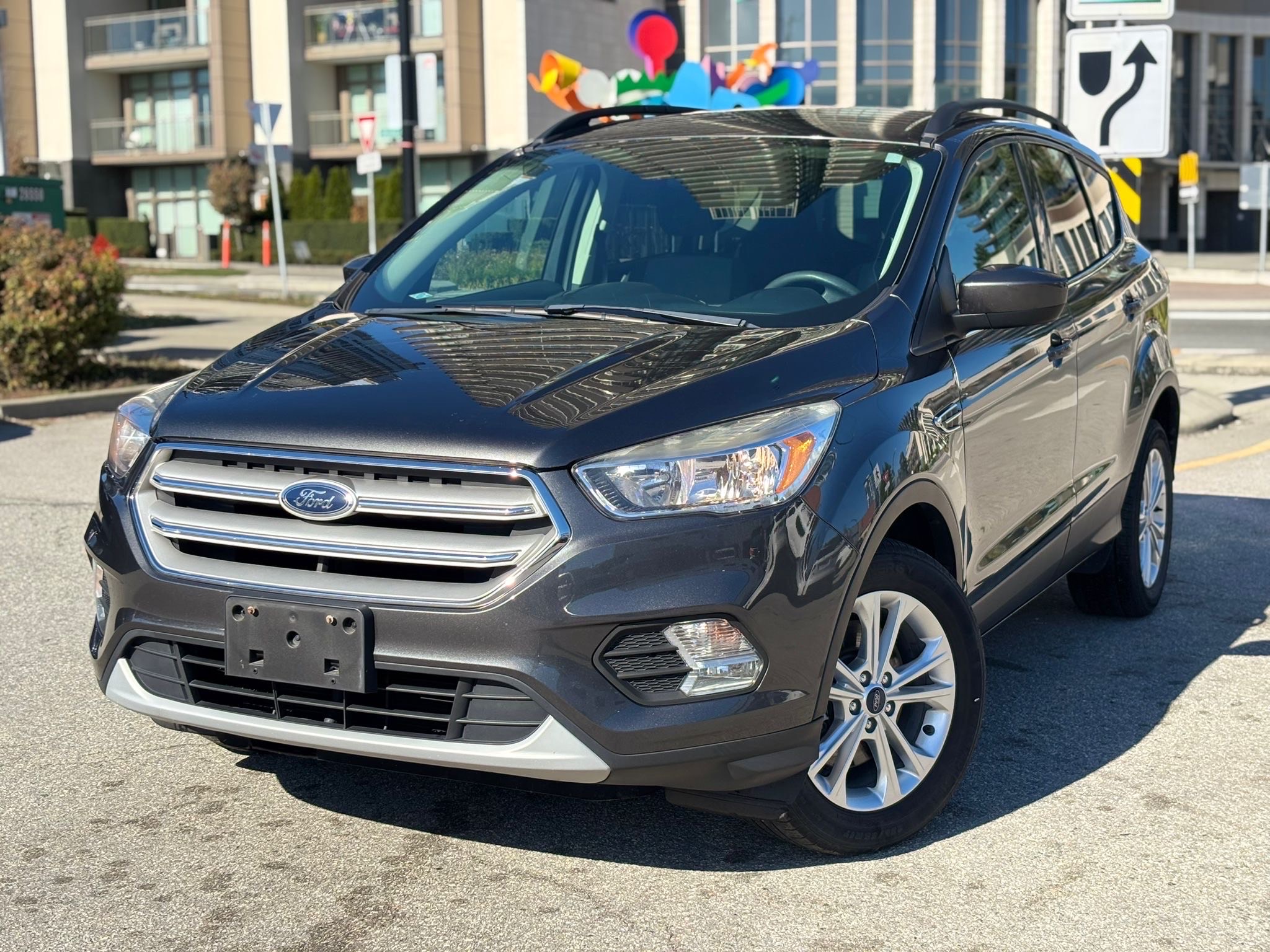 /canwestautoinc/2018-Ford-Escape-7962059935825996.jpg