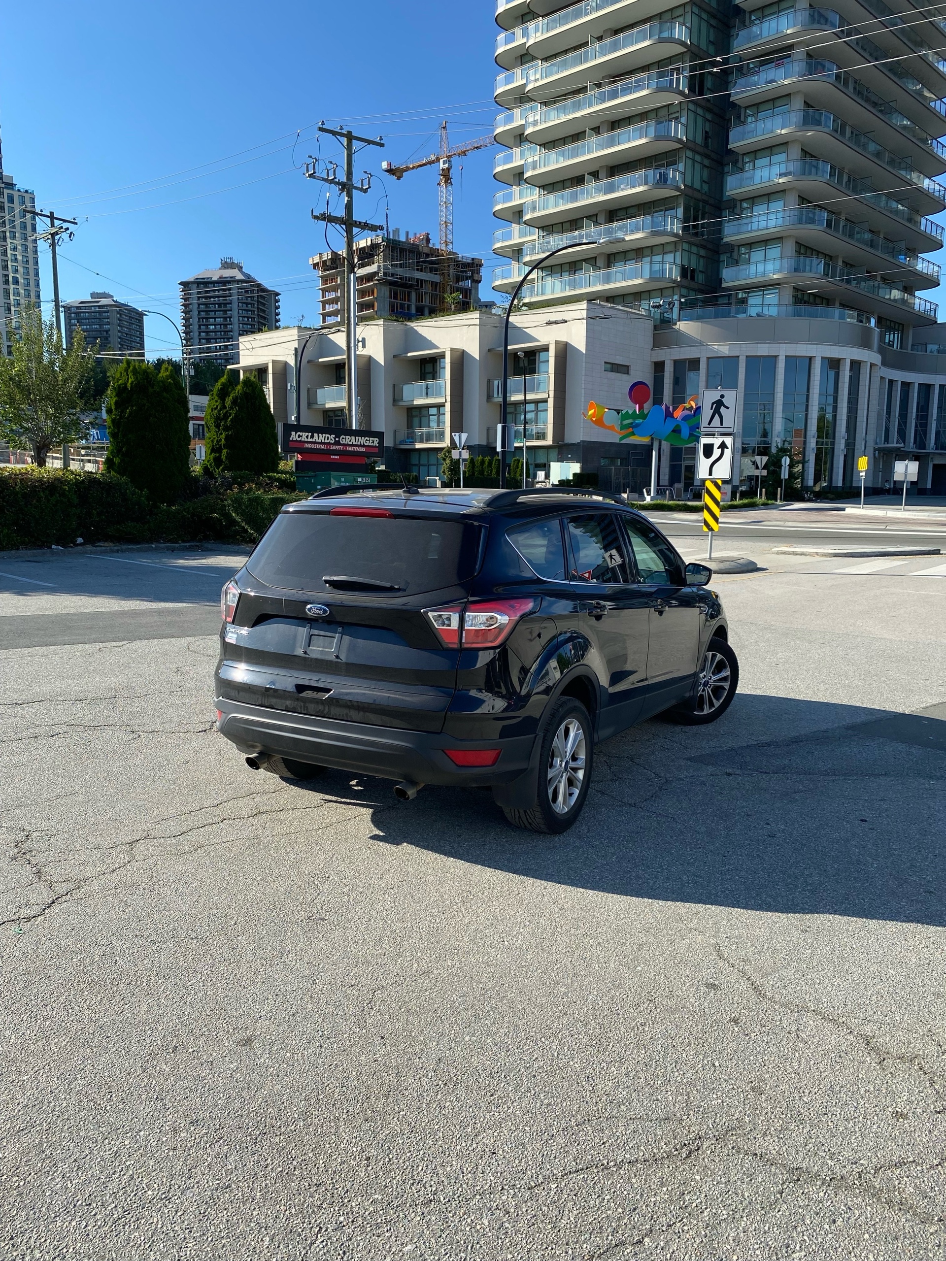 /canwestautoinc/2018-Ford-Escape-8288408494834152.jpg